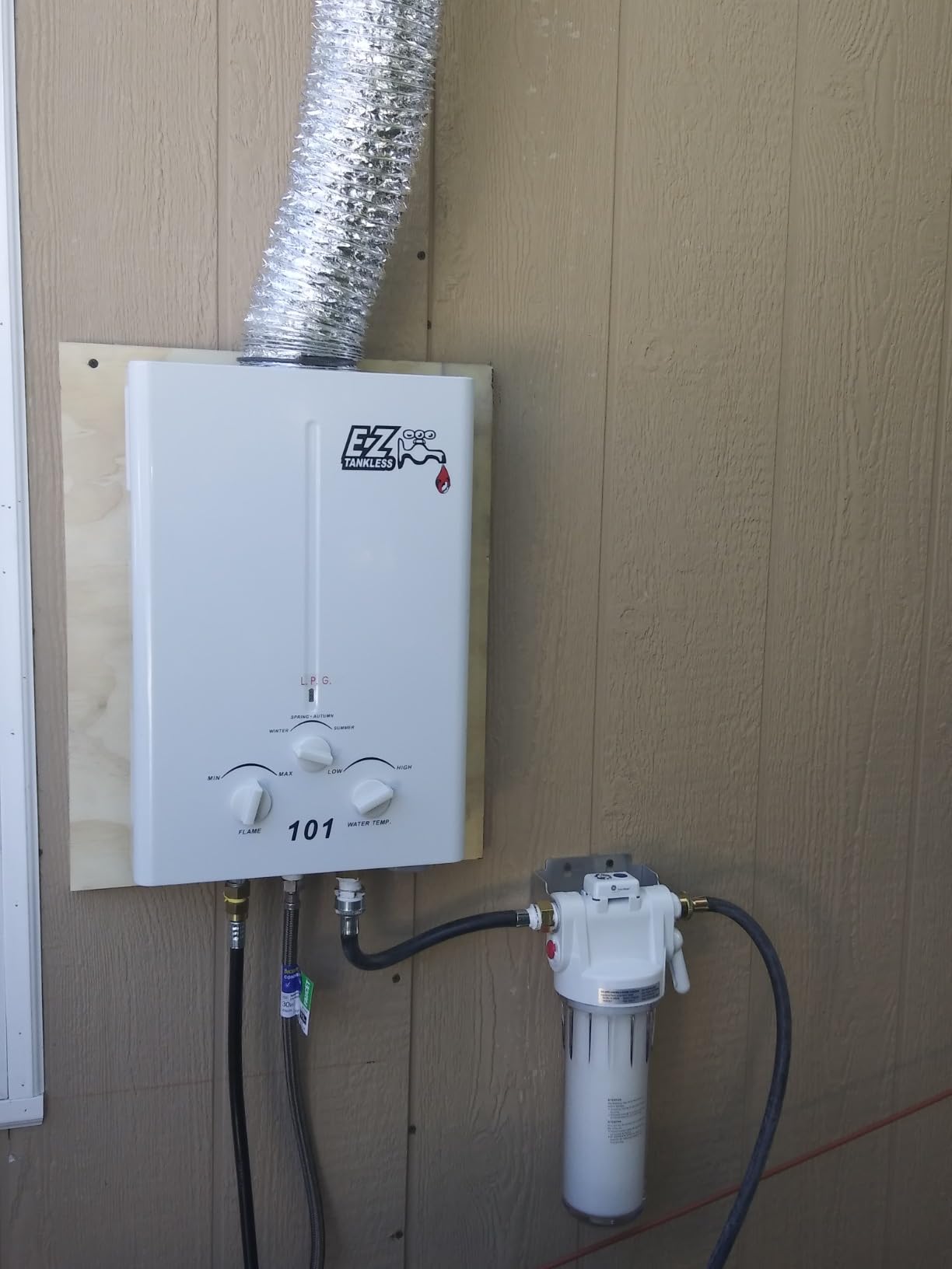 EZ 101 Outdoor Tankless Water Heater - Propane (LPG) Gas - 2 GPM - Small - Portable - Point of use - Battery Powered Ignition - Camping - RV - Hunting customer photo 1