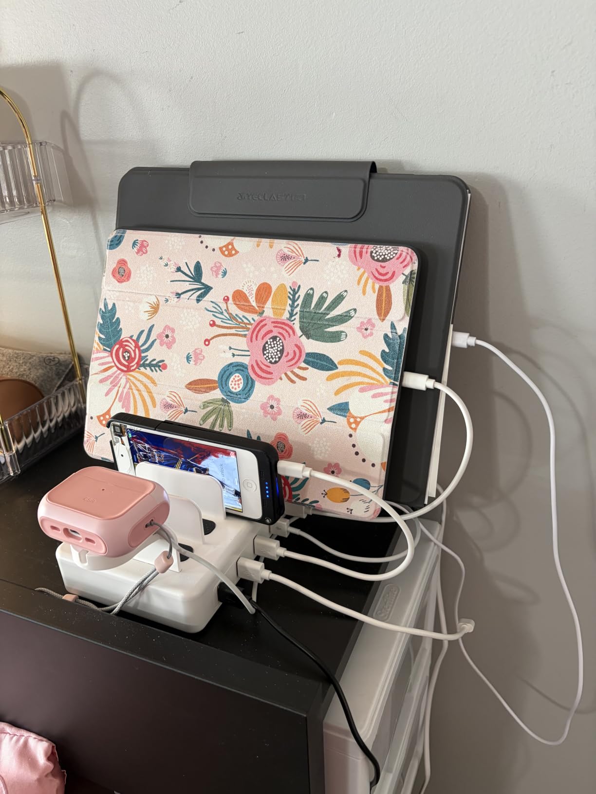 Charging Station for Multiple Devices, 50W 6 Ports Charging Dock with 6 Cables Compatible with Cellphone,Tablet, Kindle, Apple Watch and Other Electronic customer photo 1