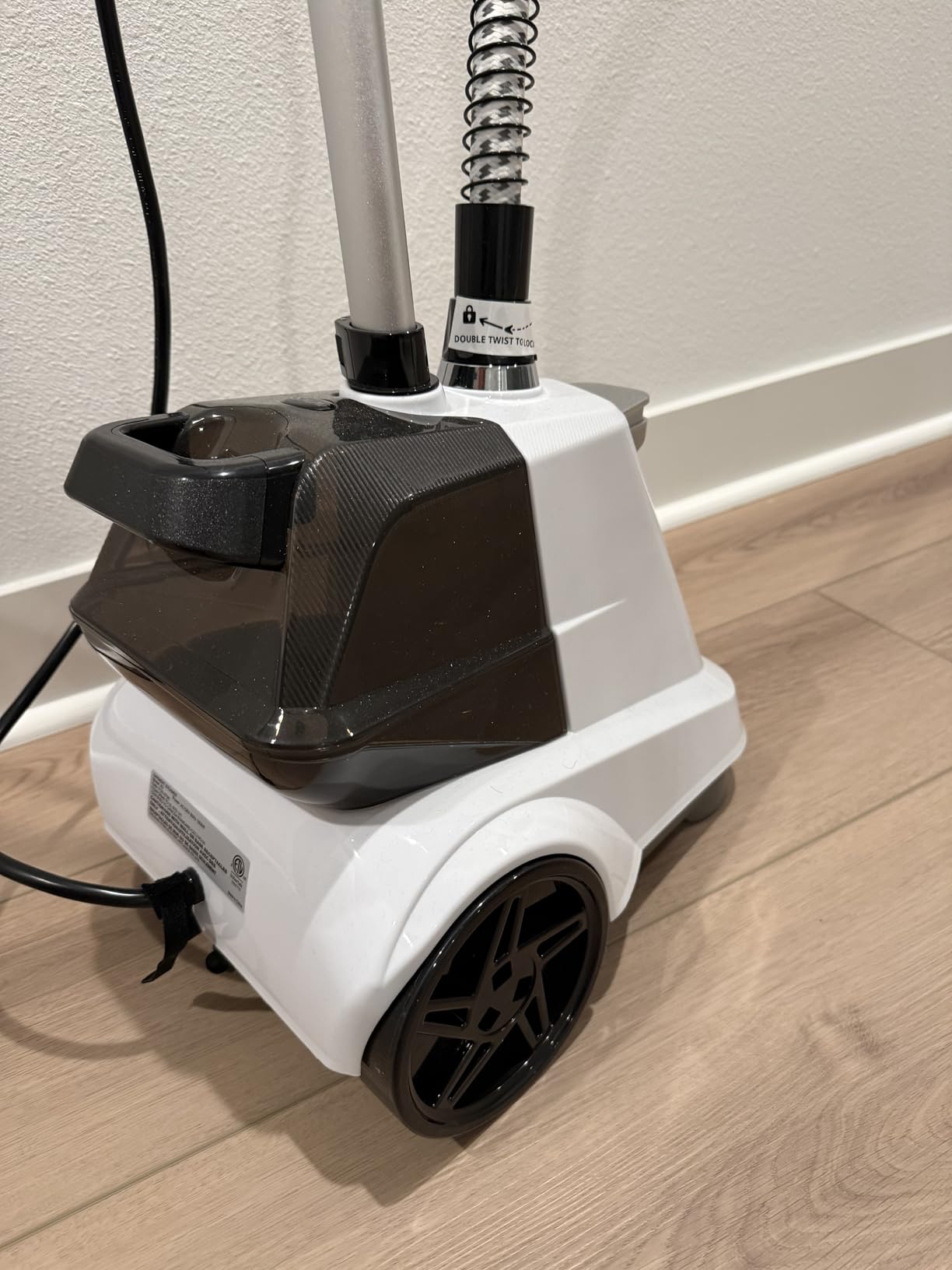 SALAV Heavy Duty Commercial Full-Size Garment Steamer with Foot Pedals and Extra Large 3L Water Tank, 1800 watts of Poweful Steam (Navy) customer photo 2