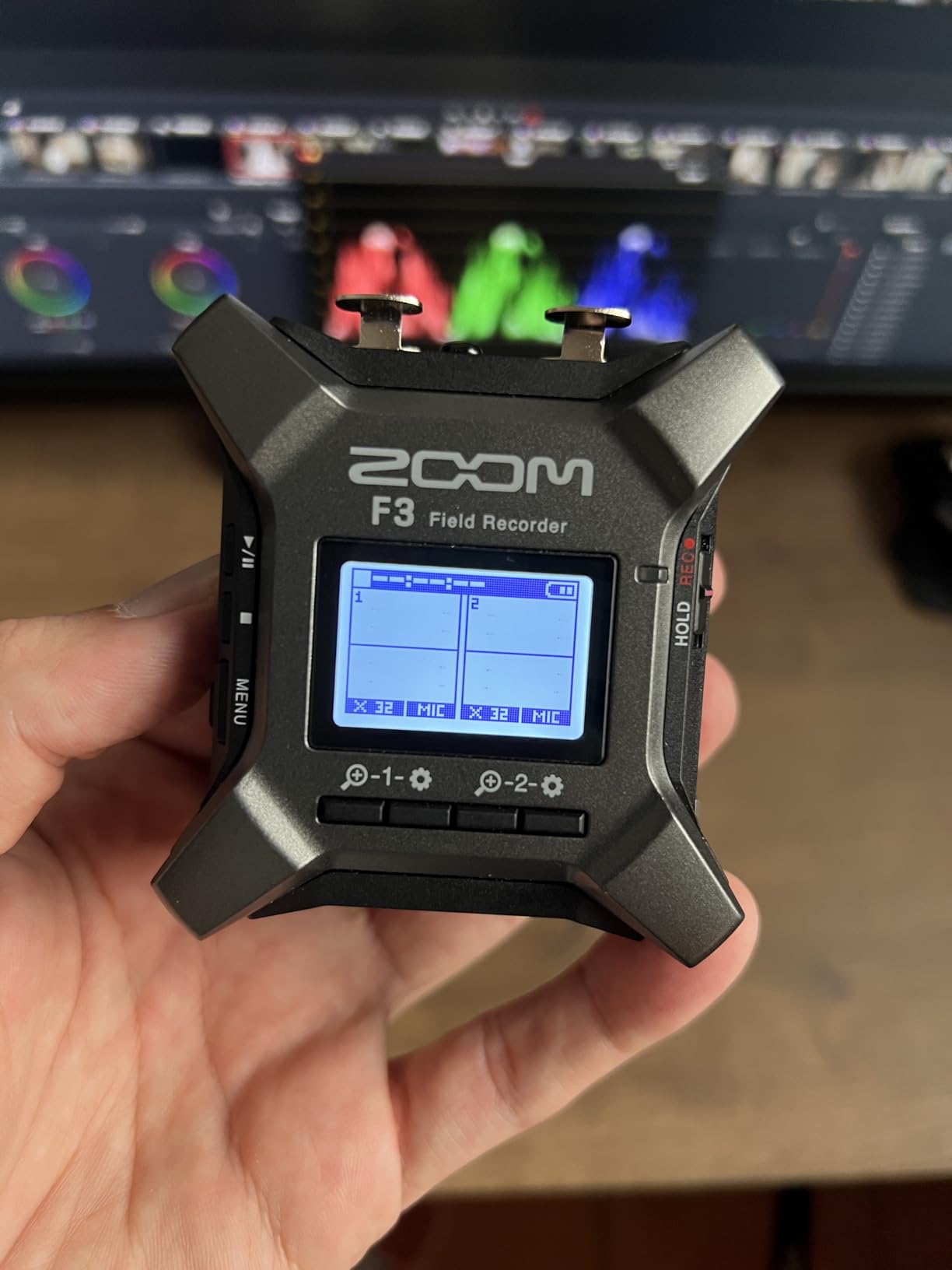 Zoom F3 Professional Field Recorder for Filmmakers & Musicians | Clip-Free Audio with 32-Bit Float, Dual A/D Converters, 2 Locking XLR/TRS Inputs, Battery Powered, Wireless Control customer photo 2