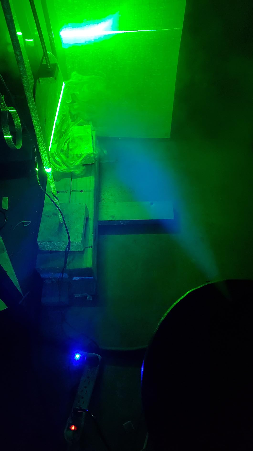 XWSTGEQ 500W Professional Fog Smoke Machine Stage Fogger | 2 Temp Controllers Anti-Overheat, Auto Spray, Manual Control, Non-Toxic Fog for Halloween Party Photography customer photo 1