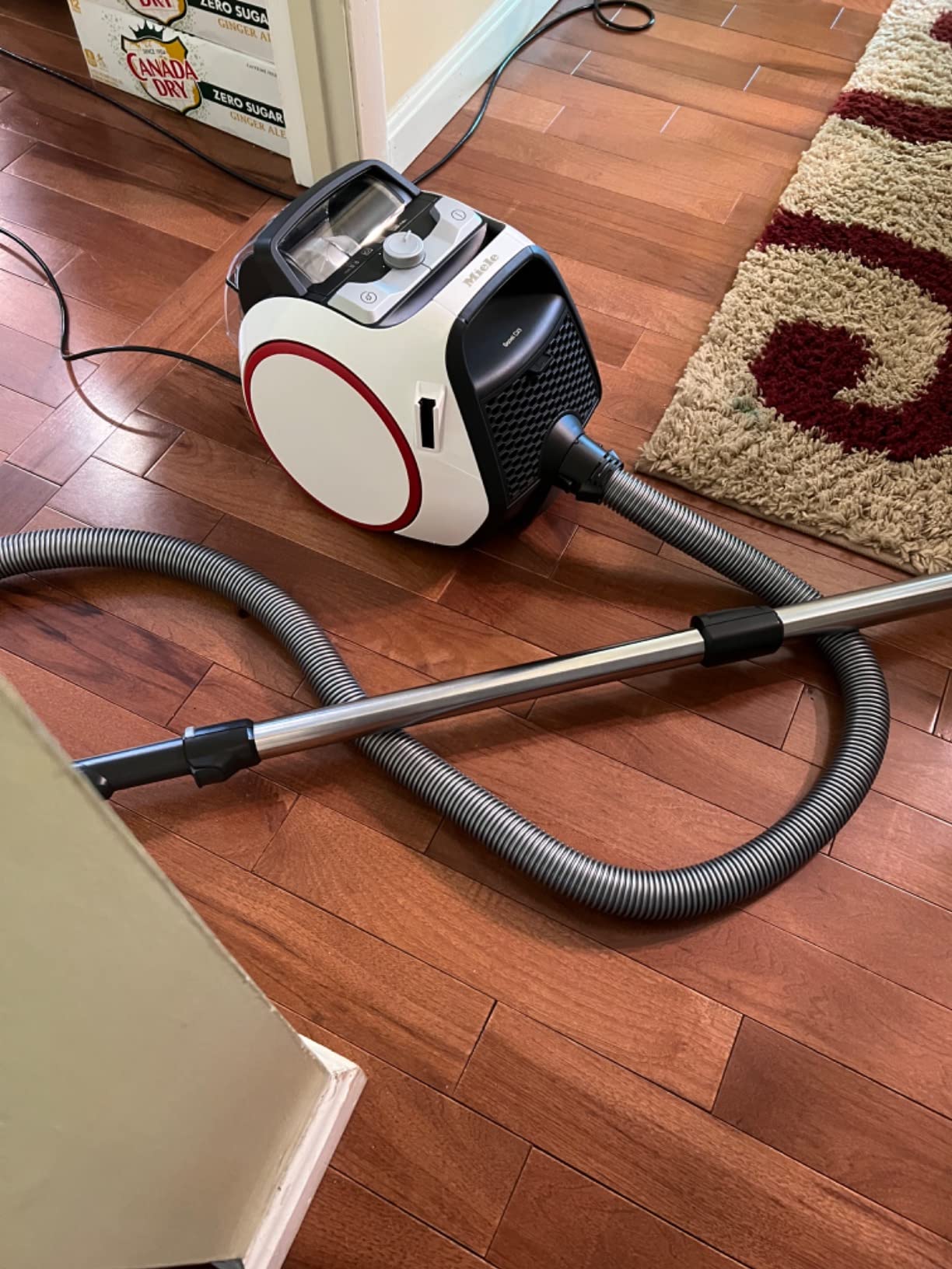 Miele Boost CX1 Bagless Canister for Hard Floors and Low-Pile Carpet customer photo 2