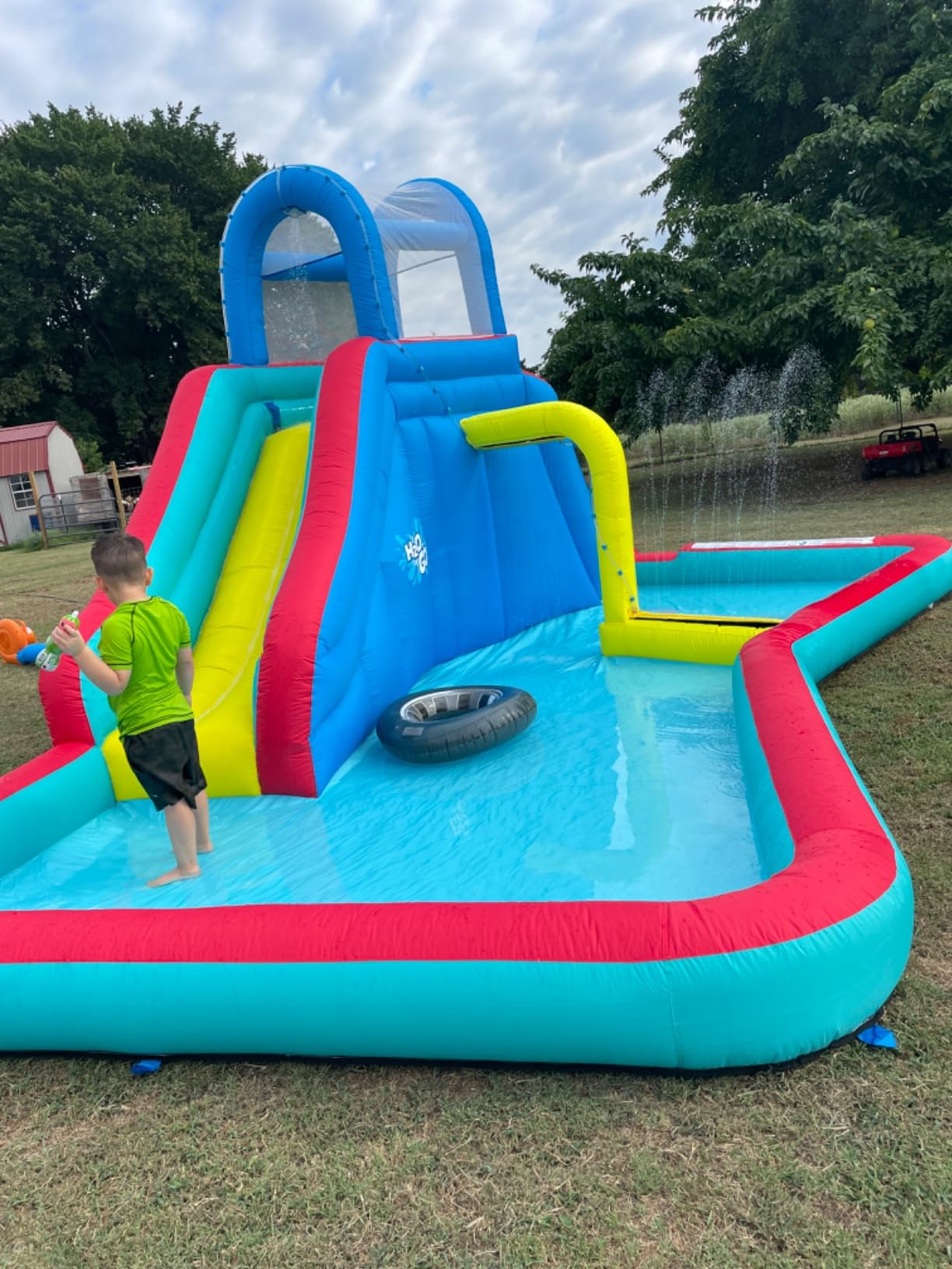 H2OGO! AstroSplash Kids Inflatable Water Park with Heavy-Duty Blower | Inflatable Water Slide, for Kids Ages 5+, 2-Minute Inflation, Reusable Sponge Soakers, Climbing Wall, Durable Material customer photo 2