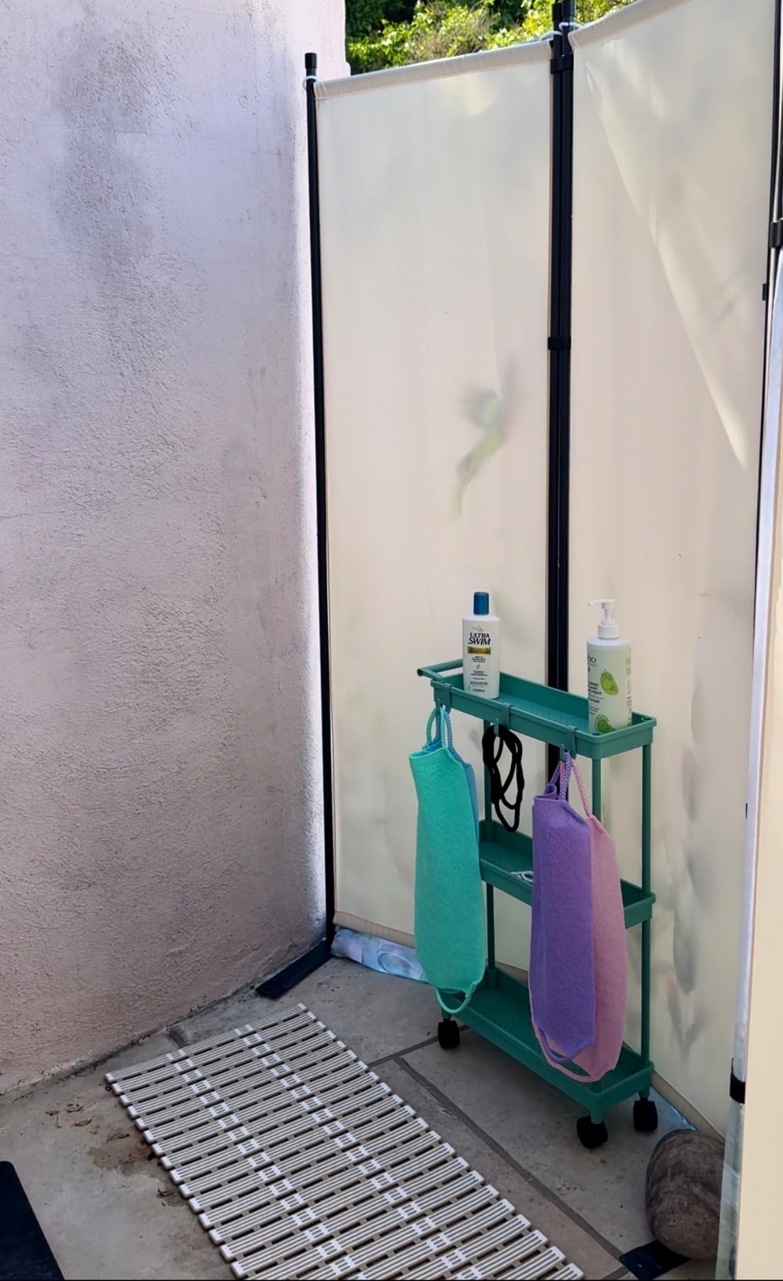 Bestway Flowclear SolarFlow 2 Gal Solar-Heated Outdoor Shower | Portable, Outside Shower Station Fixture | Great for Camping, Pool Area, Beach House customer photo 1