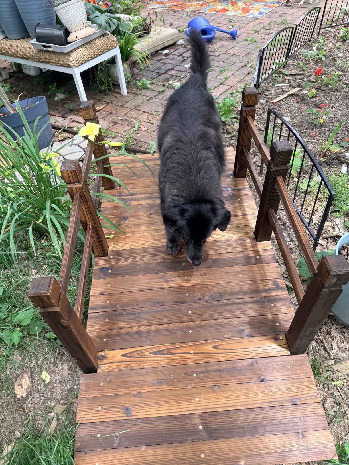 VINGLI 4 ft Garden Bridge, Arch Walkway Wooden Bridge with Safety Rails Carbonized Finished customer photo 2