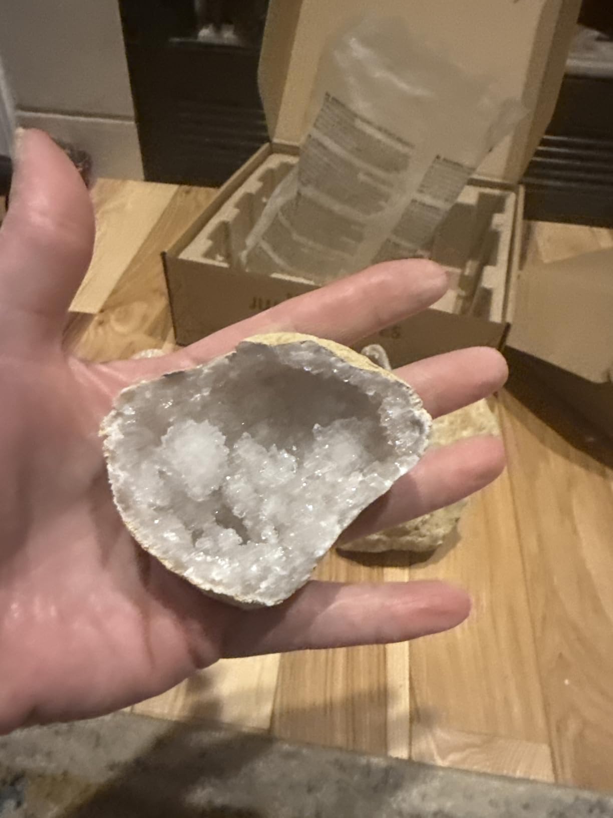 National Geographic Break Open 5 Jumbo Geodes Earth Science Kit for Kids | Extra-Large Natural Geodes, Safety Goggles, Real Crystal Interiors, Break Your Own Geodes, Earth Science, Birthday Gift customer photo 2
