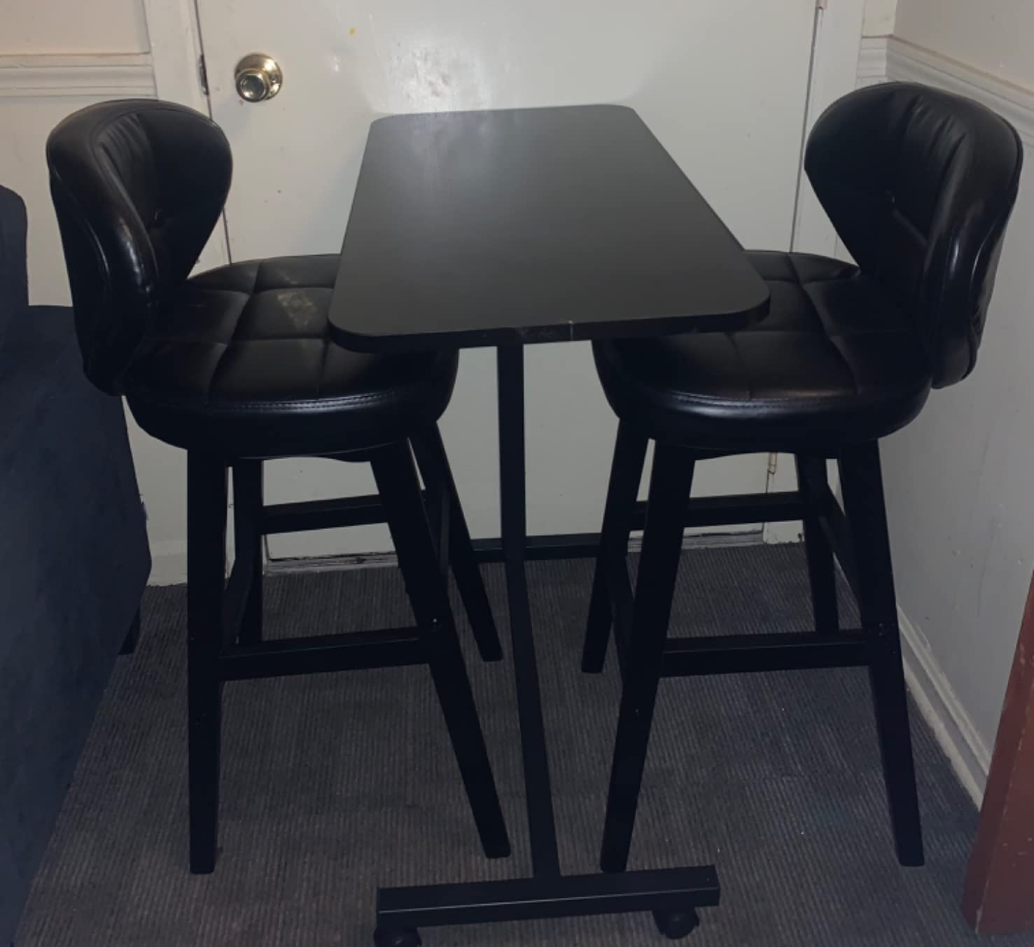 Mount-It! Overbed Table with Wheels | Flat Rolling Bed Side Tray Table for Medical or in-Home Use | Height Adjustable Hospital Table with Locking Casters customer photo 2
