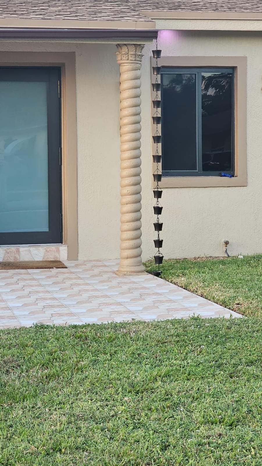 Rain Chains for Gutters with Adapter, Wrought Iron Rain Chain Set 8.5 Ft Not Rust, Gotta Drain with Sturdy Anchoring Stake, 14 Cups, 1 Hook, Adjustable Gutter Downspout for Outdoor customer photo 2