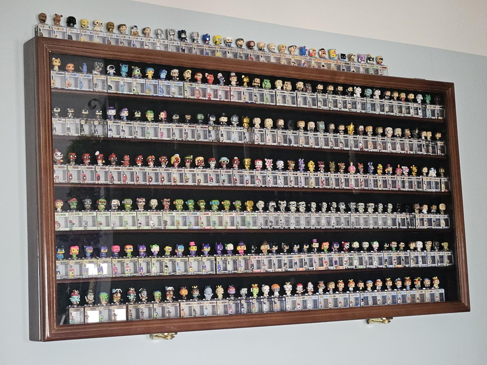 sfDisplay 180 Minifigures Display Case Cabinet - premium wood customer photo 2
