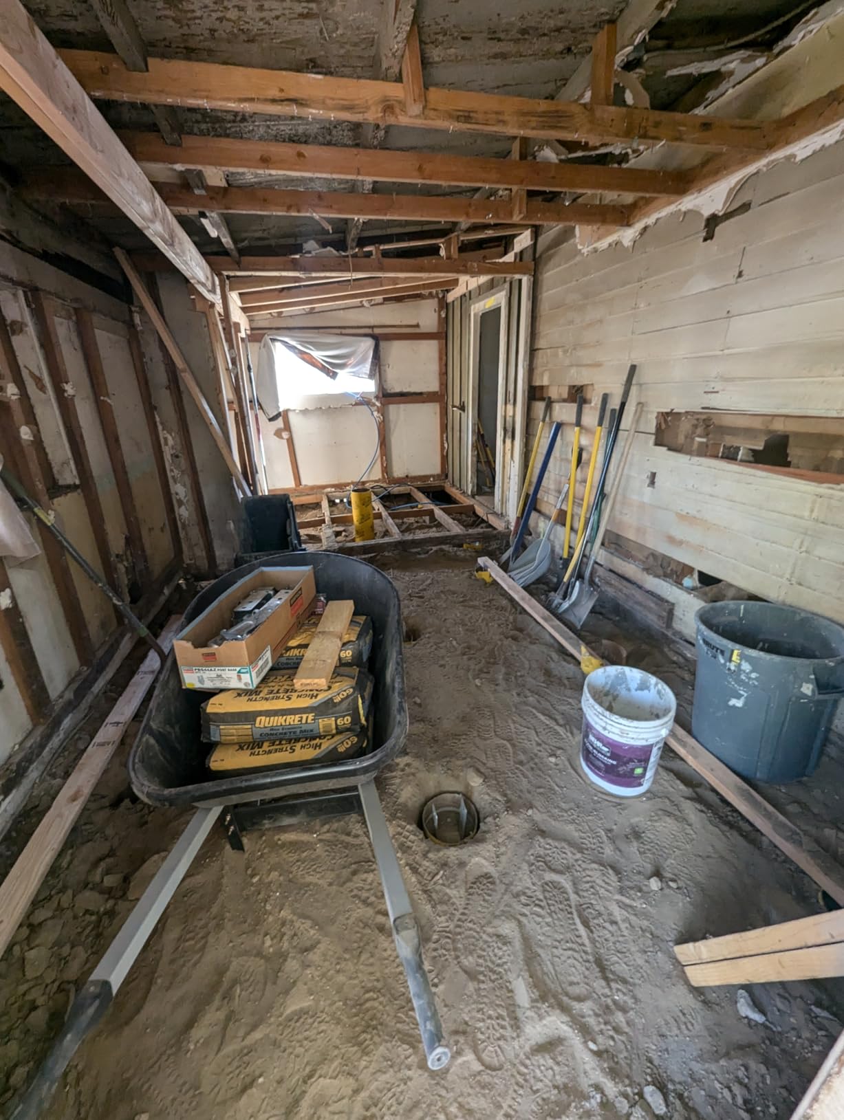 Steele Mixer: Hand-Powered Concrete Mixer | Manual Cement, Stucco, Mortar & Grout Mixer | Lightweight, No Electric Needed | Off-Grid, Emergency & DIY Ready | 34 lbs | Patented USA Design customer photo 2