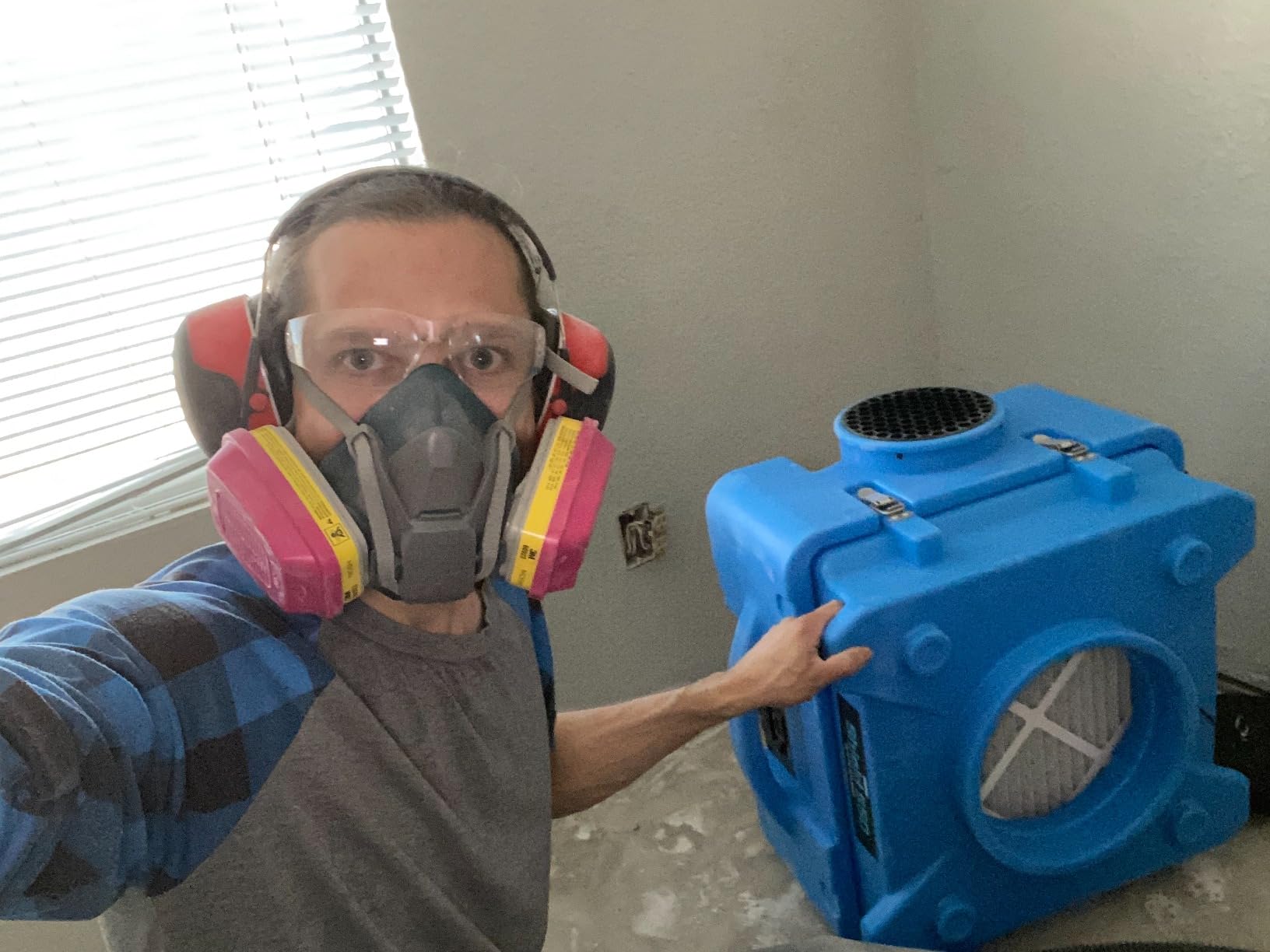 CADPXS Shield-550 Air Scrubber 550 CFM with 3-Stage Filtration | Stackable Negative Air Machine Airborne Cleaner HEPA Scrubber Water Damage Restoration Equipment Commercial Air Purifier Blue customer photo 2