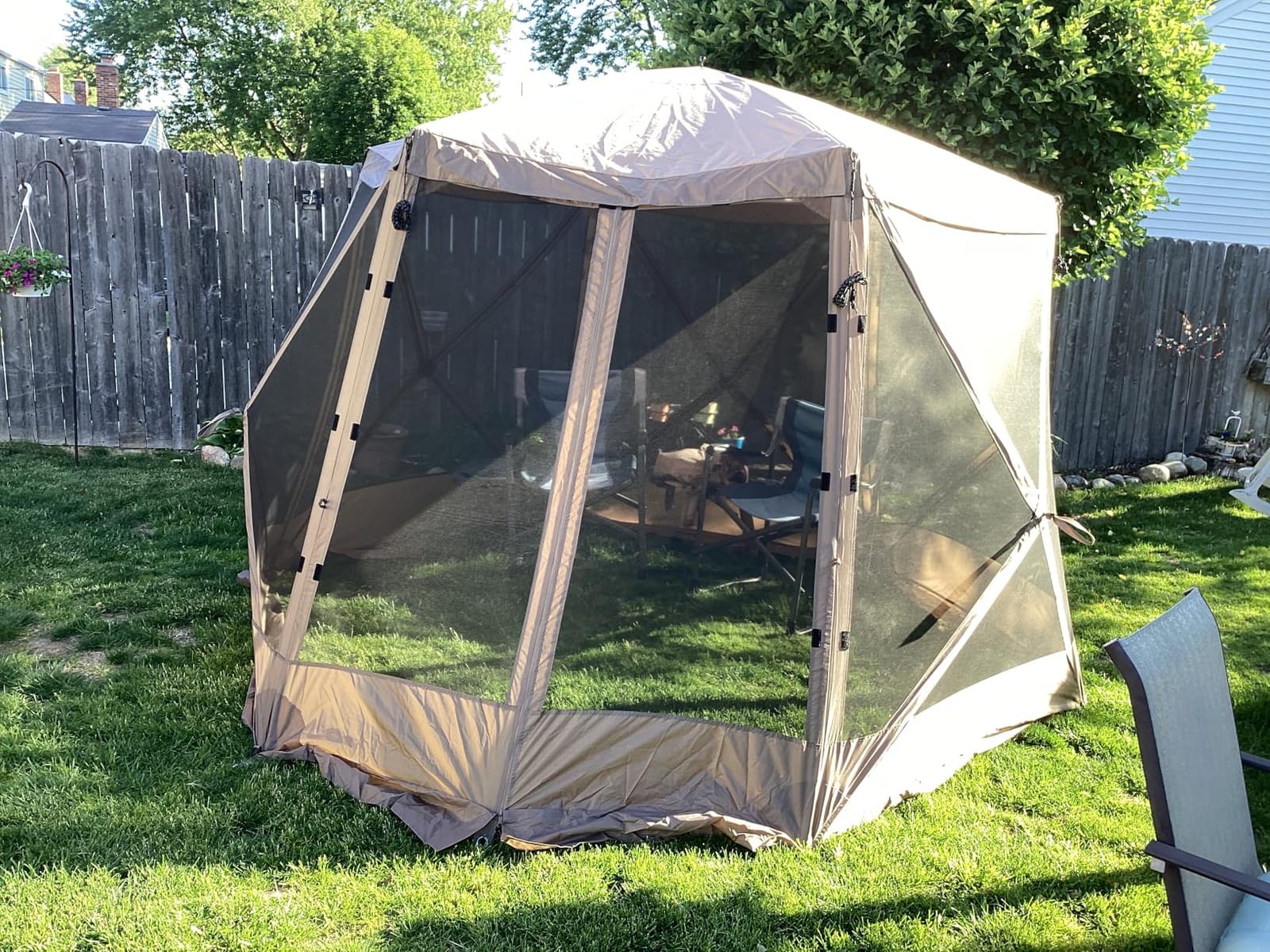 EVER ADVANCED Pop up Screen House Tent for Camping 11.5 x 9.8 ft, Instant Screened Gazebo Canopy with Netting, Portable Shelter Enclosure for Outdoor, Backyard, Army Green customer photo 1