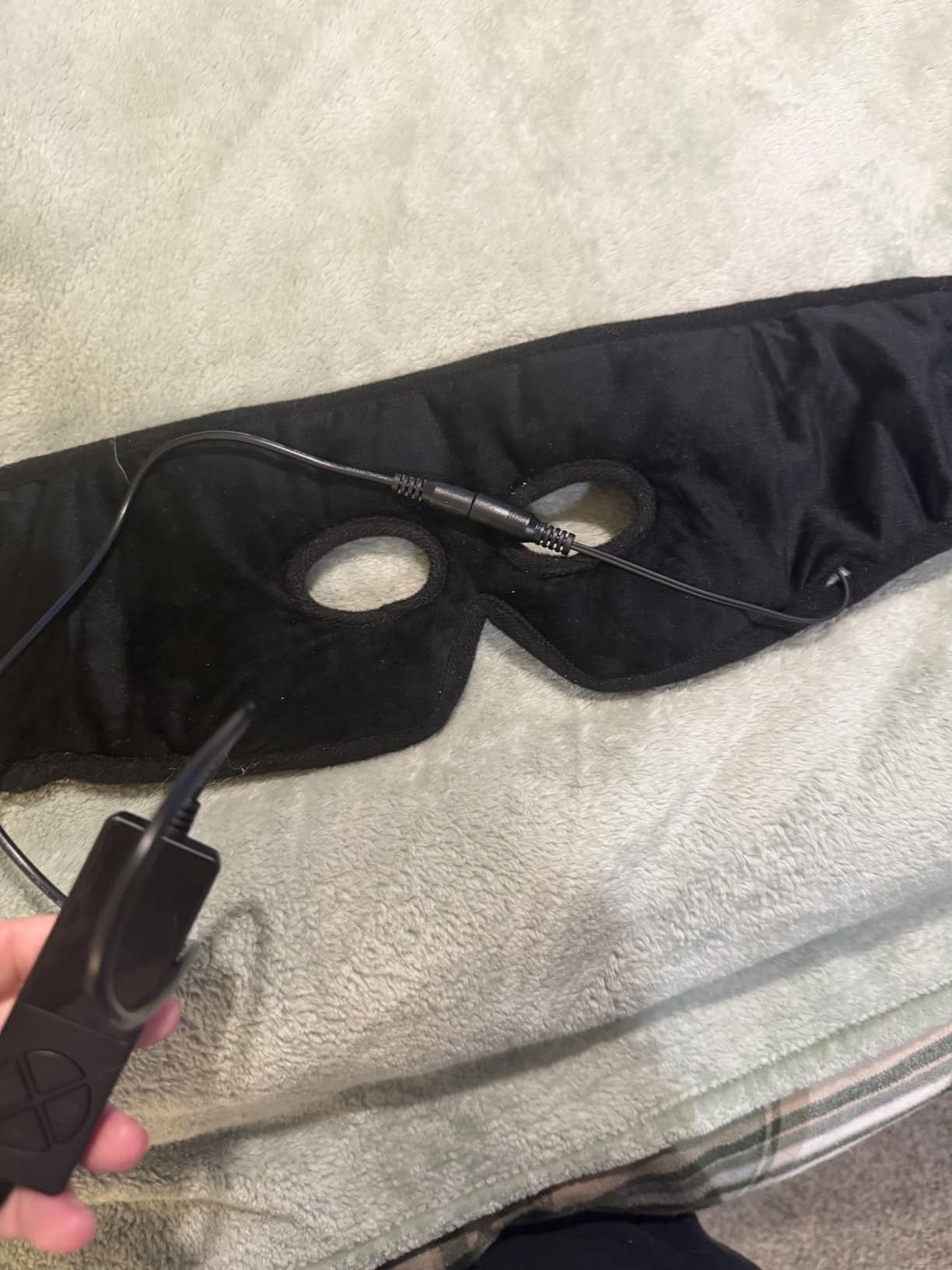 Sinus Mask, Heated Eye Mask, Head Face Eye Heating Pad | 12V Safe Warmth: 3 Temps, 5 Auto-Off Timers & Thermostat. Skin-Friendly Full Face Cover with Vision-Hole Design customer photo 1
