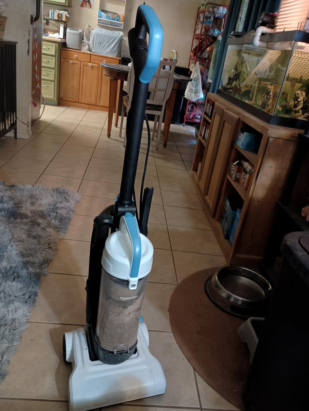 Amazon Basics Upright Bagless Vacuum Cleaner for Carpet and Hard Floors, Washable Filter, Crevice and Upholstery Tools, Detachable Handle, Lightweight, 1.7L Dust Cup, 25ft Cord, Black/White customer photo 2