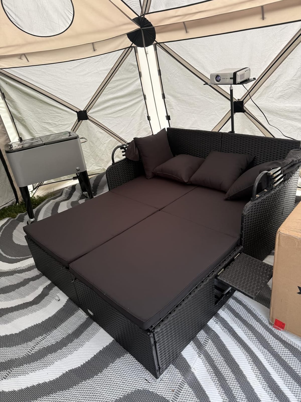 Tangkula Patio Rattan Daybed with Retractable Canopy, Outdoor Wicker Sunbed Lounger with 2 Foldable Side Tables, Thick Seat & Back Cushions, Double Daybed for Garden, Backyard, Porch (Off White) customer photo 2