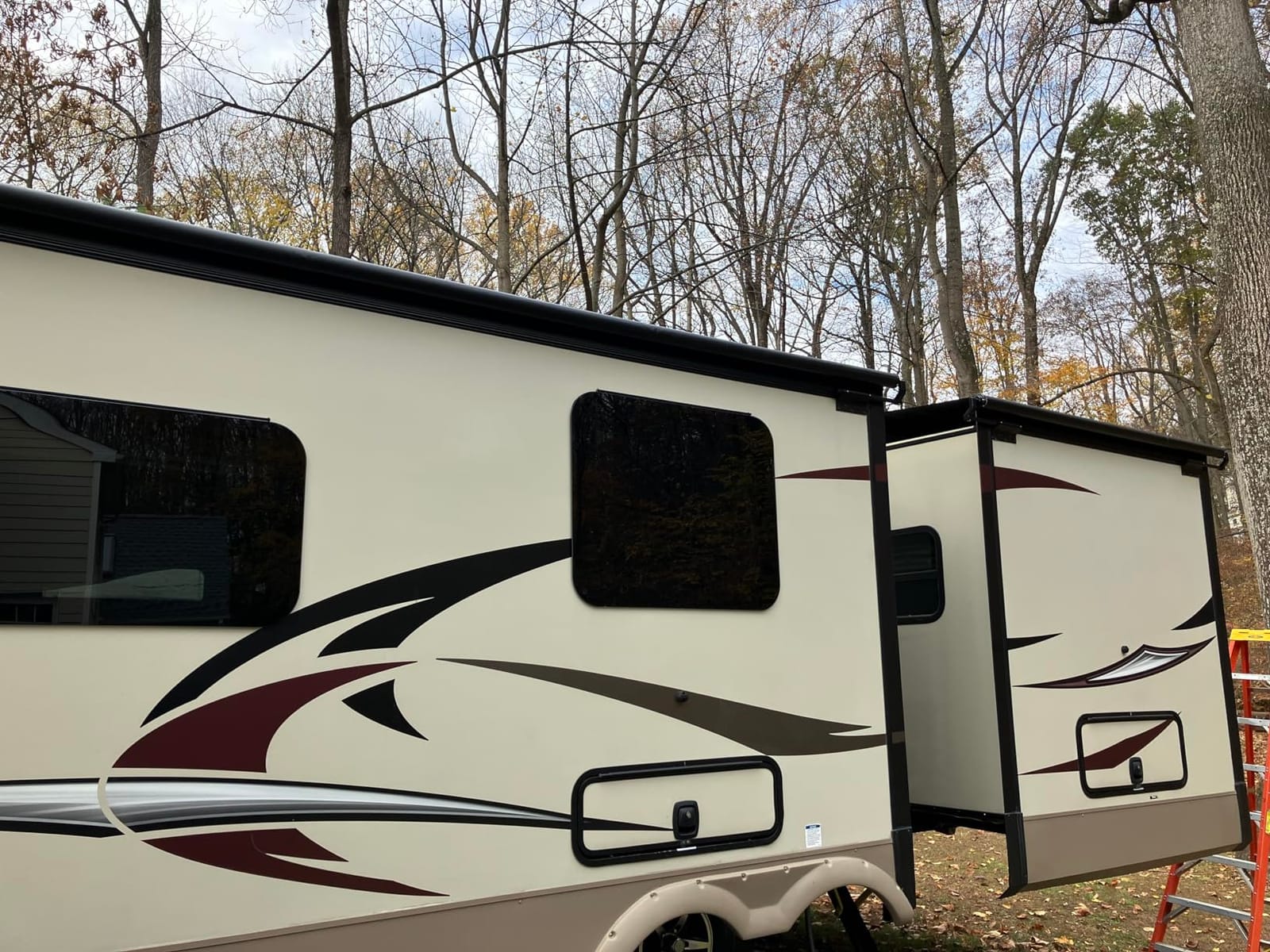 Awnlux Black Modular Slide Topper Awning Slide Out Awning Kit Slide Out Protection for RVs, Travel Trailers, 5th Wheels, and Motorhomes - 13'6