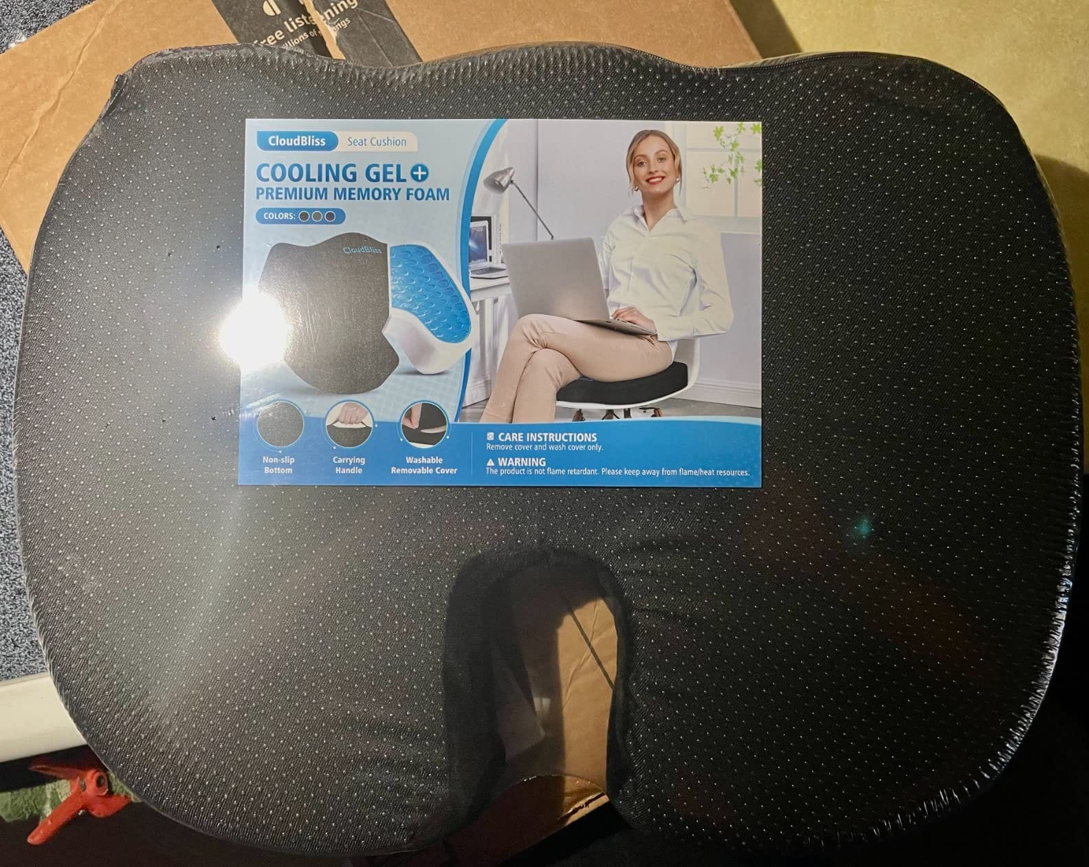 CloudBliss Gel Seat Cushion - Cooling Gel Enhanced Memory Foam Ergonomic Seat Cushion for Long Sitting for Office, Game, Car, Automotive, Airplane (Large, Black) customer photo 1