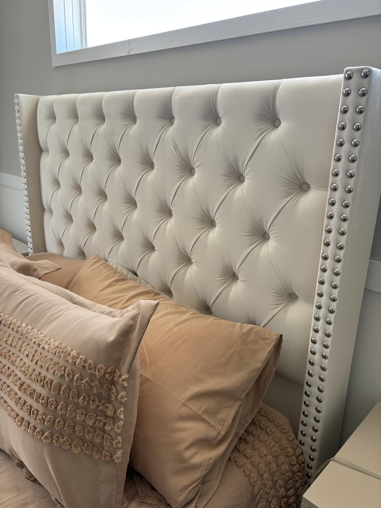 Jocisland Queen Bed Frame 61.4