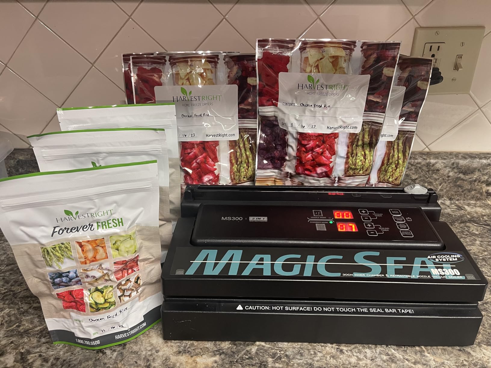 MAGIC SEAL Commercial Dual Mode Vacuum Sealer - for Textured & Smooth/Mylar Bags, 190W Food Sealer Vacuum Packing Machine with Auto Cooling System, Adjustable Air & Seal Settings -MS300 customer photo 1