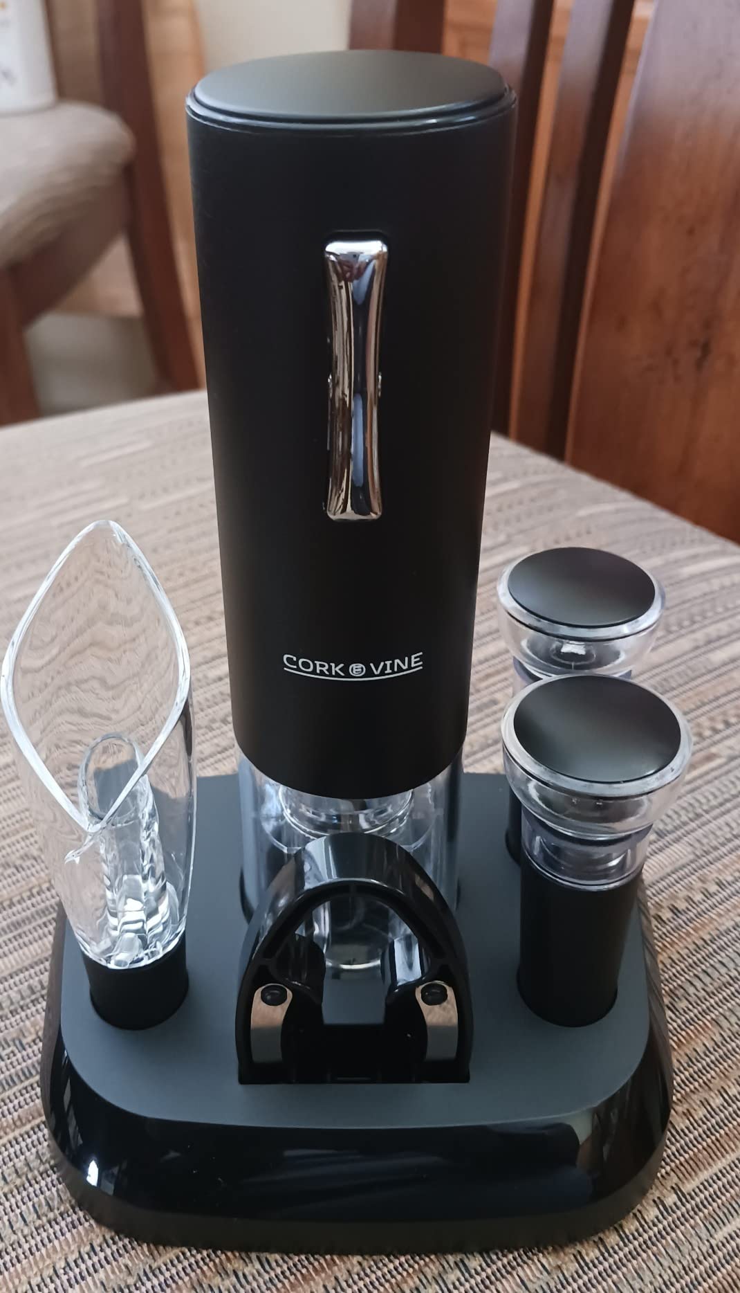 Cork & Vine Rechargeable 7-Piece Electric Wine Opener Set - Automatic Corkscrew with Charging Base, Wine Aerator Pourer, Foil Cutter & Vacuum Wine Stoppers - Wine Accessories Gift Set customer photo 1