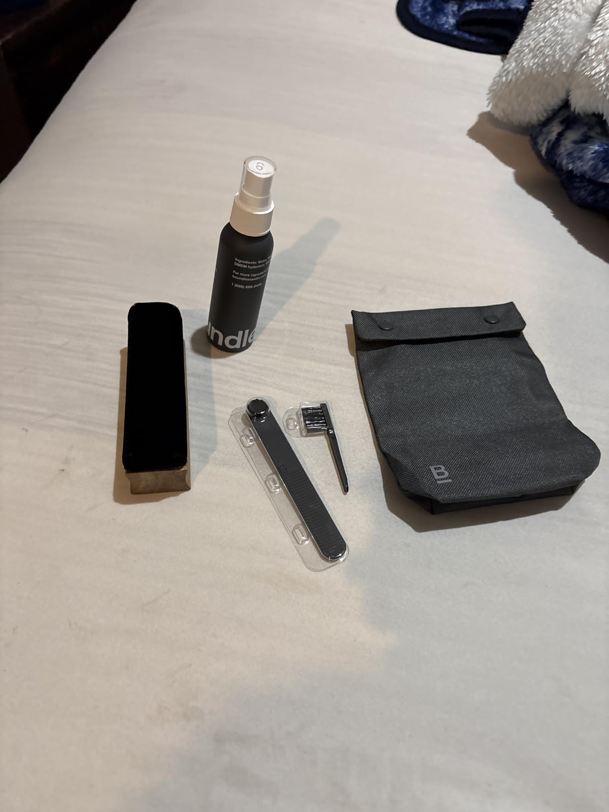 Boundless Audio Vinyl Record Cleaning Kit - 5-in-1 Brushes, Solution & Bag | Velvet Record Brush, 2oz Record Cleaning Solution, Stylus Cleaner, Nylon Brush & Storage Bag - For Regular Cleaning/Care customer photo 1