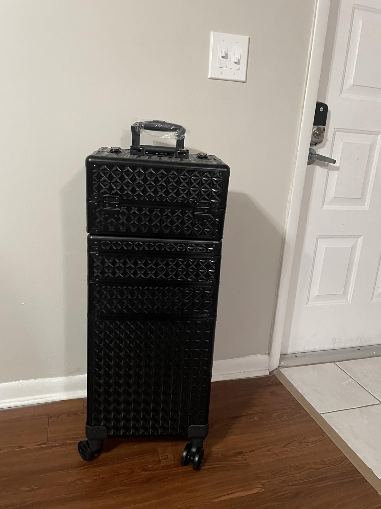 AROUS 5 in 1 Rolling Makeup Train Case with Lid Cosmetology Case on Wheels | Large Cosmetic Trolley Organizer with Keys Salon Barber Case Traveling Cart Trunk for Artist Hairstylists Nail Tech, Black customer photo 2