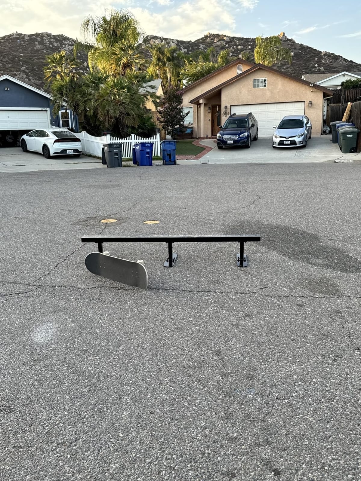 KUAFU 6ft Long Flat Bar Skate Rail, Portable Skateboard Ramp Grind Rail, Detachable Skatepark Grind Rail customer photo 2