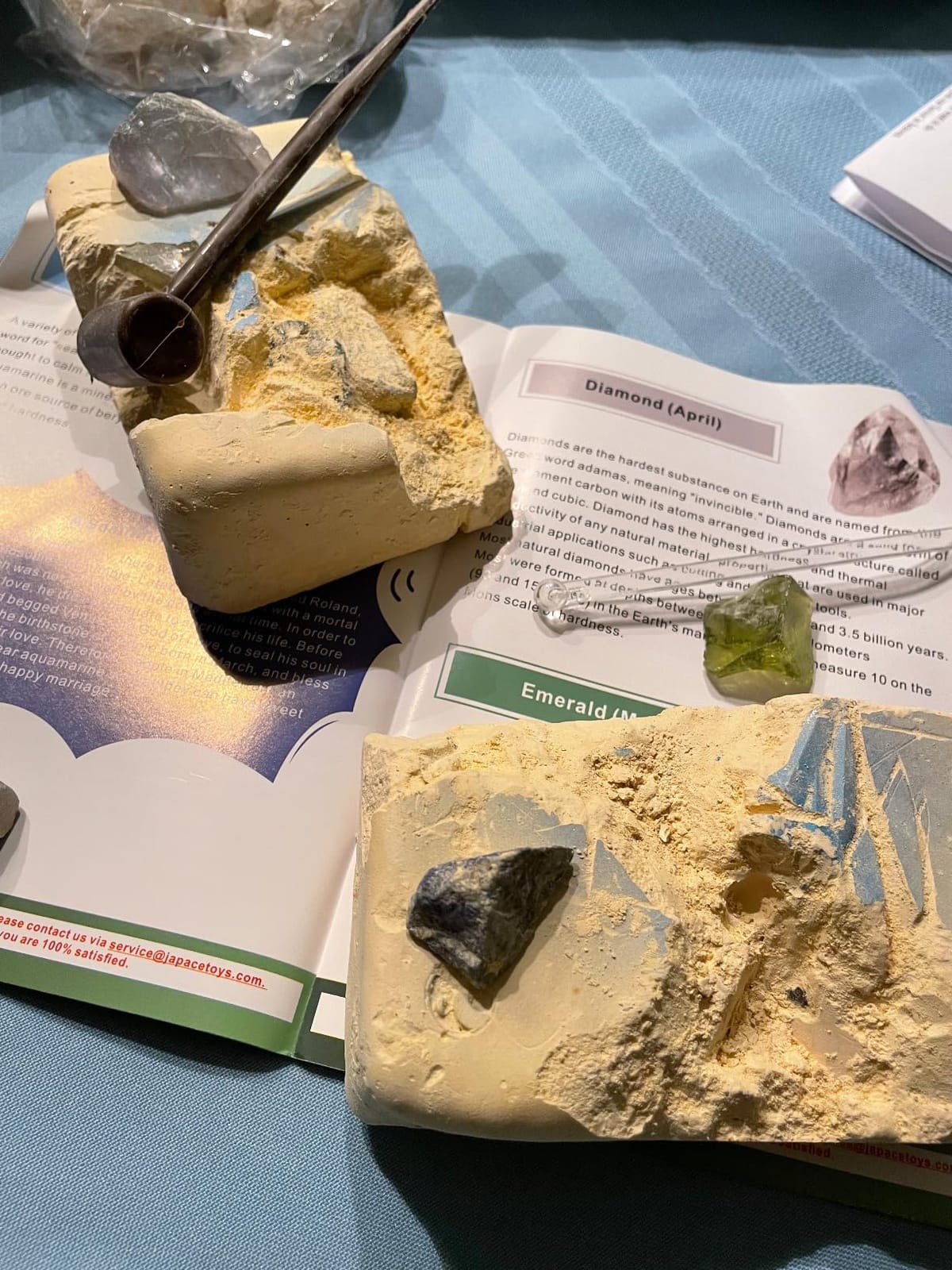 Japace Earth Science Kits for Kids Age 6-8-12-14, Birthstone Gemstone Dig Kit, Geology Kit with Break Your Own Geodes, Crystal Growing Experiment, Rock Mining Kit Birthday Gifts Toys for Boys Girls customer photo 1