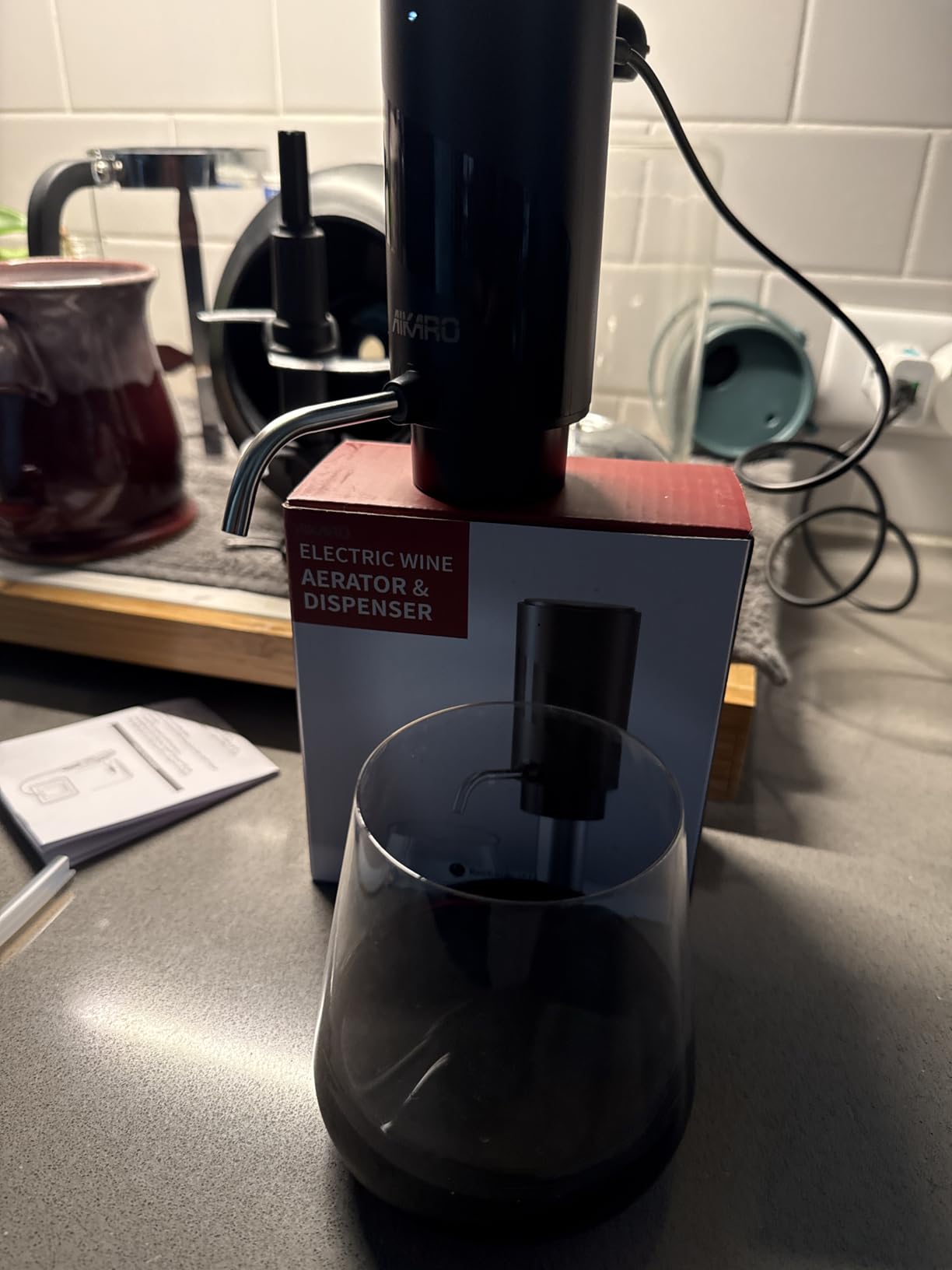 AIKARO Electric Wine Aerator Pourer Rechargeable Automatic Electronic Decanter customer photo 1