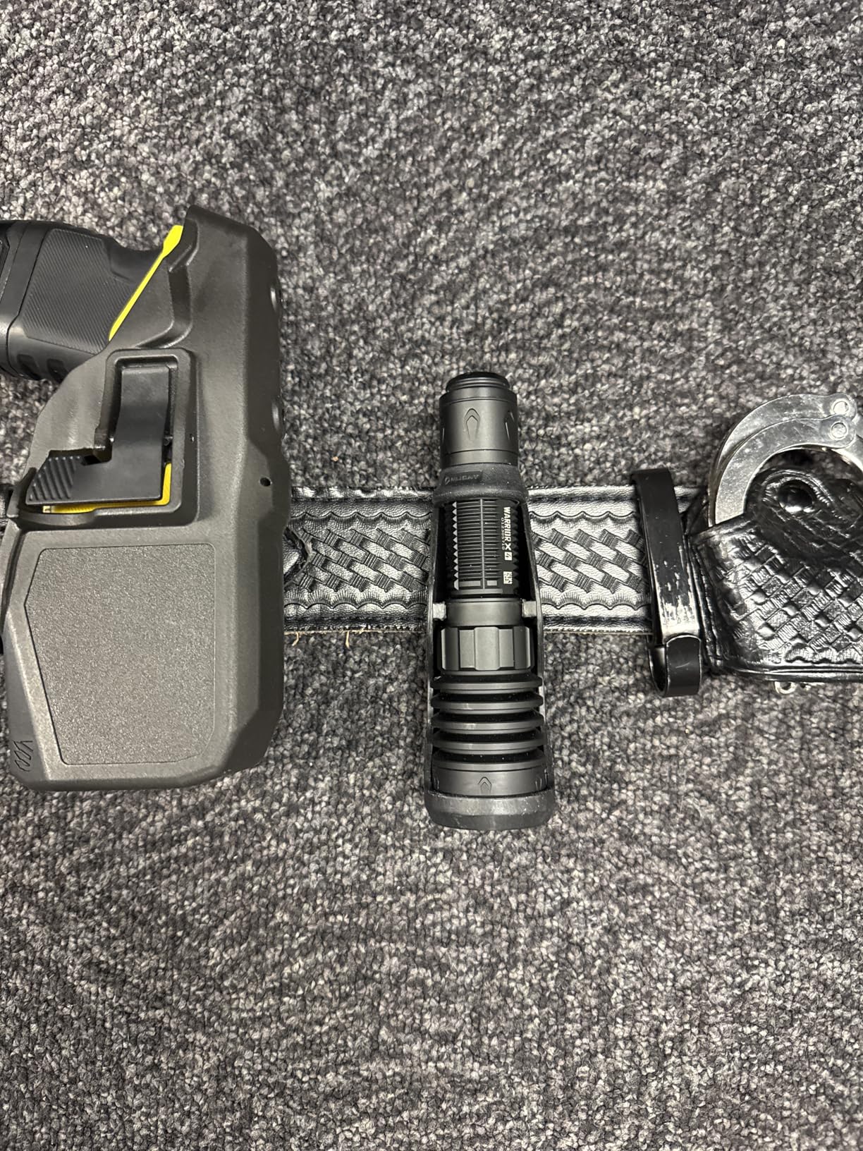 Olight Warrior X 4 Rechargeable Tactical Flashlight Bright Light Black customer photo 1