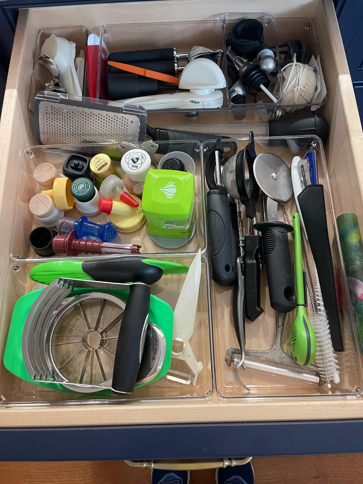 6 Pack Large Clear Plastic Drawer Organizer Trays, Acrylic Kitchen Drawer Organization and Storage Dividers, Non-Slip Storage Bins for Makeup, Kitchen Utensils, Bathroom, Jewelries and Office Desk customer photo 1