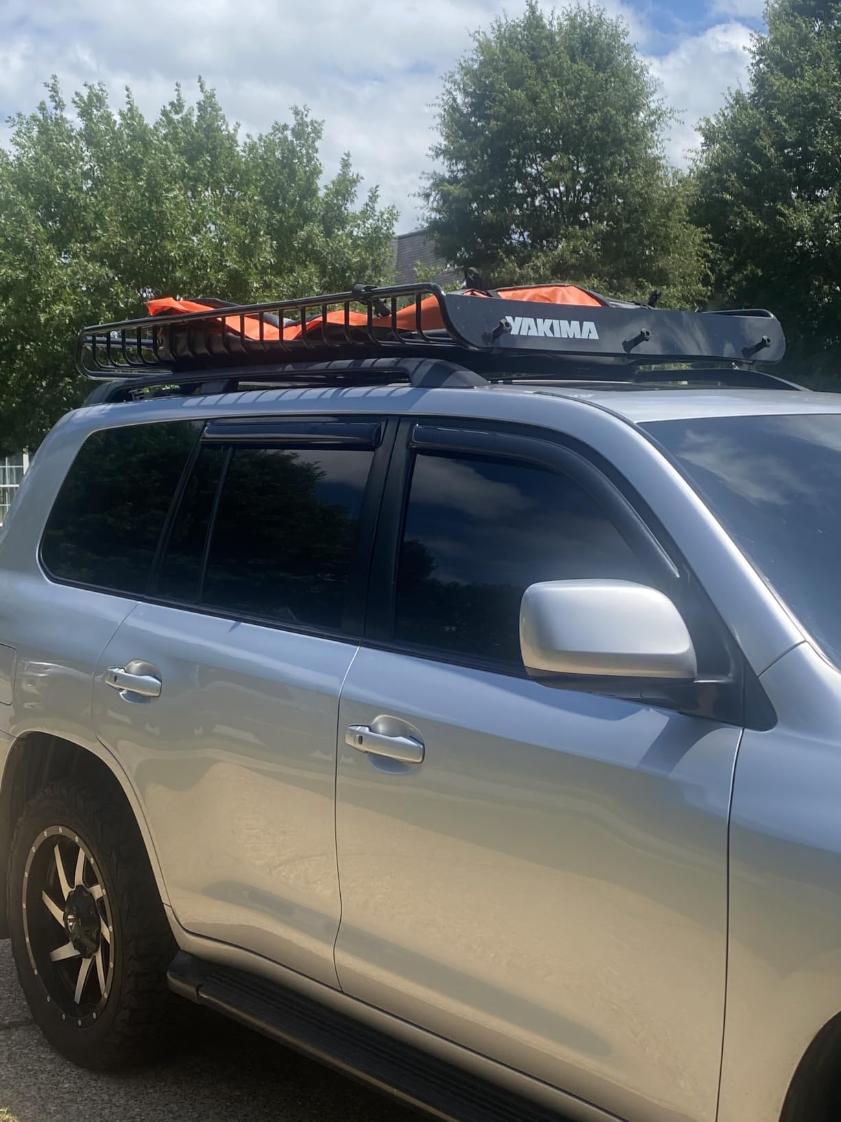 Car Rooftop Cargo Carrier Bag 21 Cubic feet Waterproof Car Roof Top Bag for All Cars with/Without Rack, Includes Anti-Slip Mat, 10 Reinforced Straps, 6 Door Hooks, Luggage Lock customer photo 1