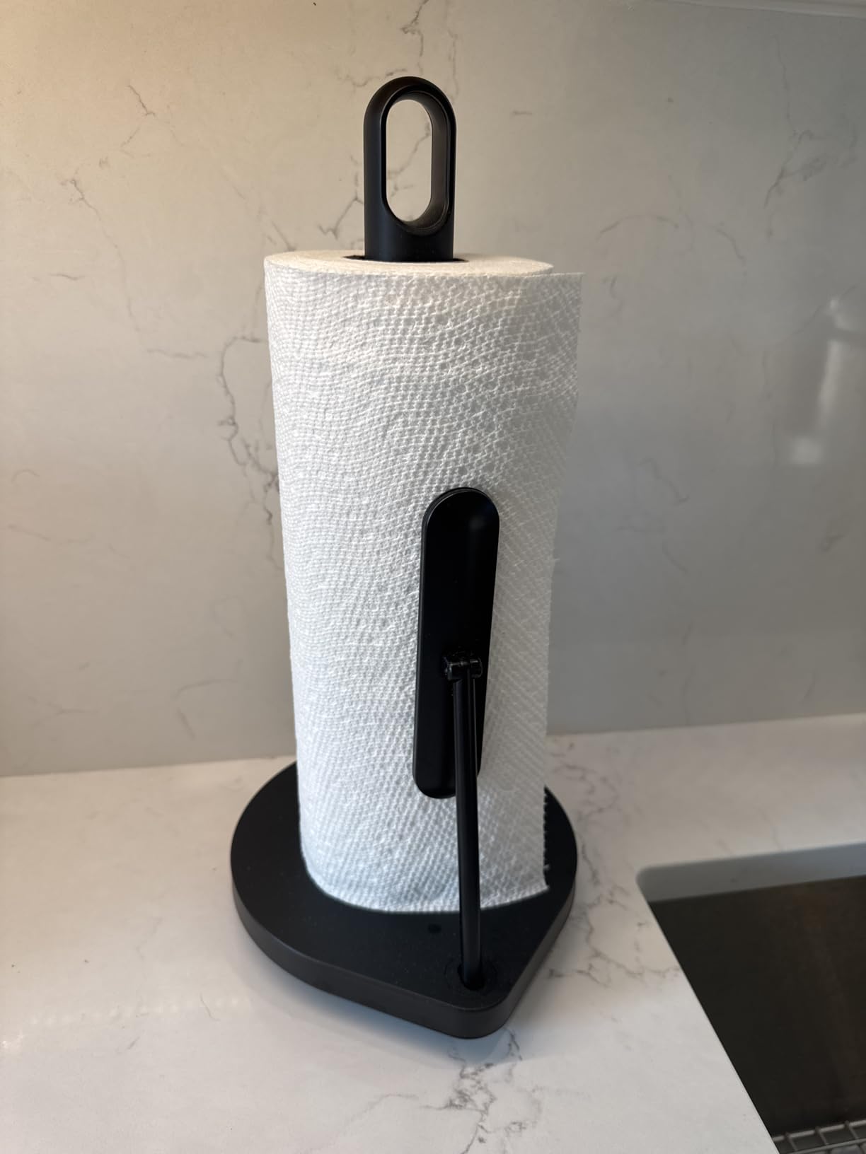 simplehuman Tension Arm Countertop Paper Towel Holder, Easy One-Handed Tear, Standing Weighted Base with Finger Loop, Heavy Duty, Brass Stainless Steel customer photo 2