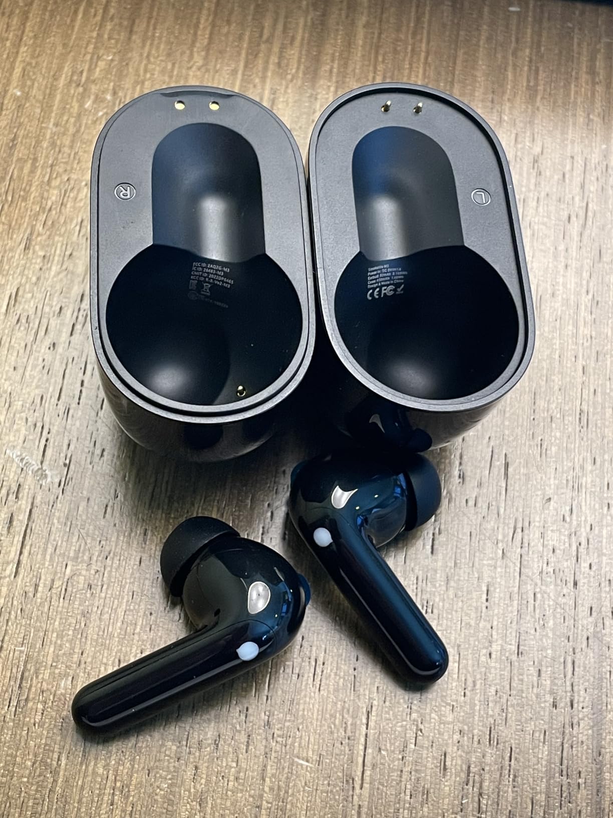 Timekettle M3 Language Translator Earbuds,Two-Way Translator Device with APP for 40 Languages Online,Voice Bluetooth Translator Earbuds,Compatible with iOS,Android (Online Version) White customer photo 1