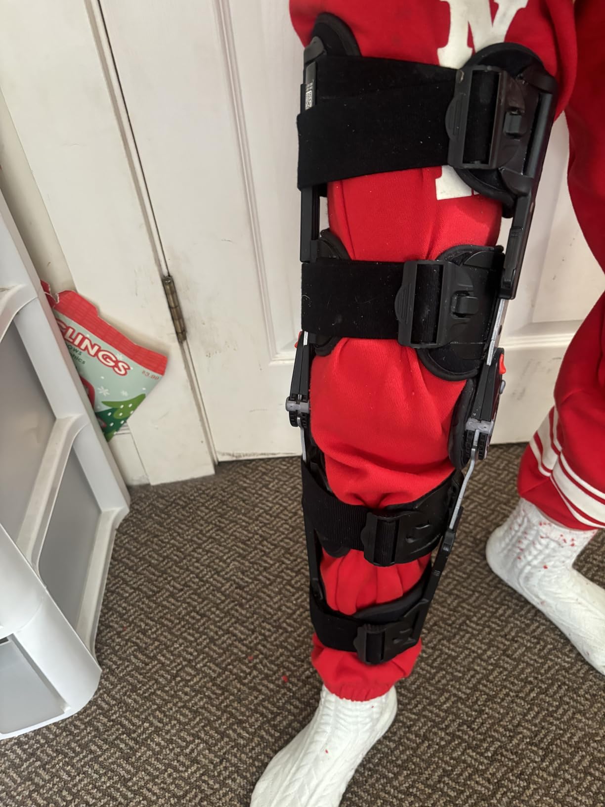 Breg T Scope Premier Post Op Knee Brace for ACL, MCL & LCL Injury L1833 | Hinged medical grade knee brace that aids PCL, meniscus tear & post-surgical recovery with telescoping fit. Men & women customer photo 1
