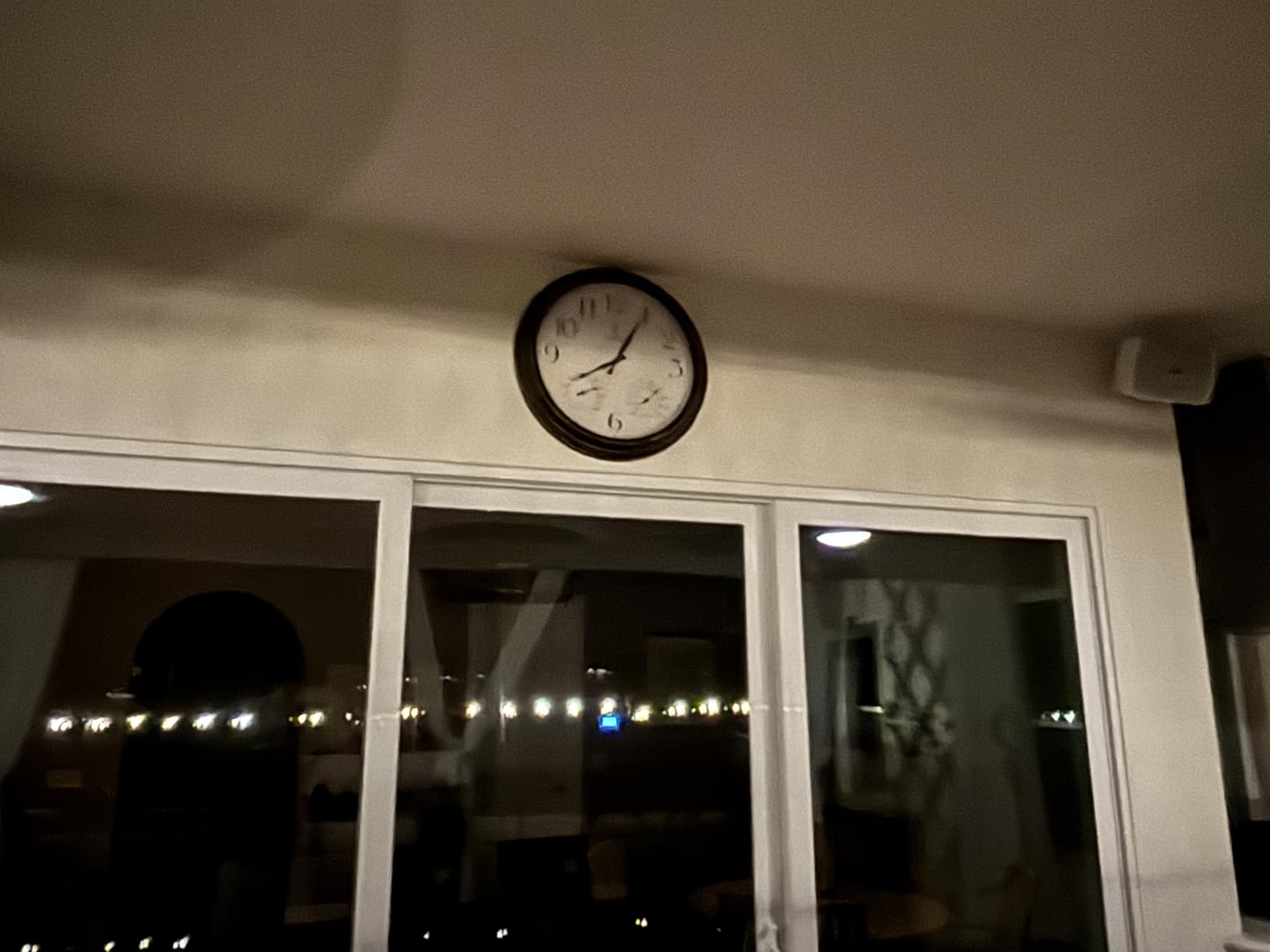 Large Outdoor Clocks for Patio Waterproof with Thermometer Combo, 18 Inch | Weatherproof Bronze Indoor Outdoor Wall Clock, Temperature and Humidity, Accurate, Easy to Read for Pool, Garden, Home Decor customer photo 1