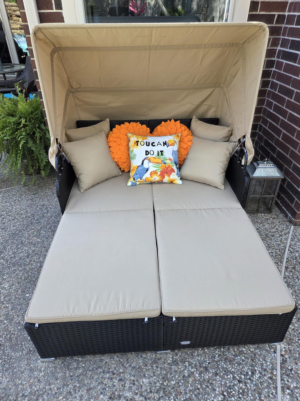 Tangkula Outdoor Rattan Daybed, Wicker Furniture with Spacious Seat, Upholstered Cushion & High-Resilience Sponge, Patio Sofa Set with 4 Pillows, 2-Person Sunbed for Poolside Backyard Garden & Balcony customer photo 2