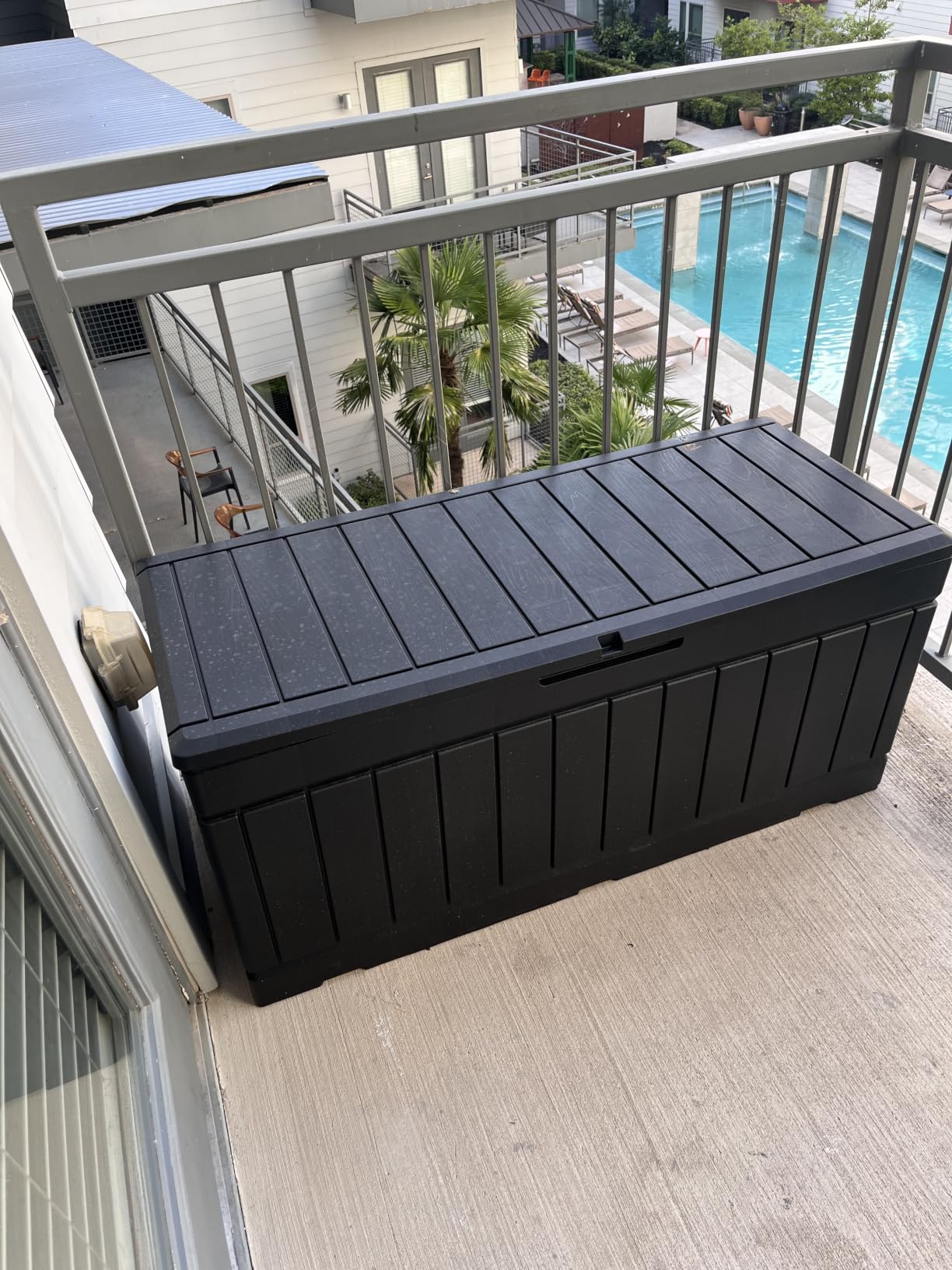 Devoko 97 Gallon Deck Box, Waterproof Resin Outdoor Storage Box for Outside and Patio, Large Outdoor Storage Bench Cabinet Lockable for Patio Furniture, Garden Tools and Pool Supplies (Deep Brown) customer photo 2