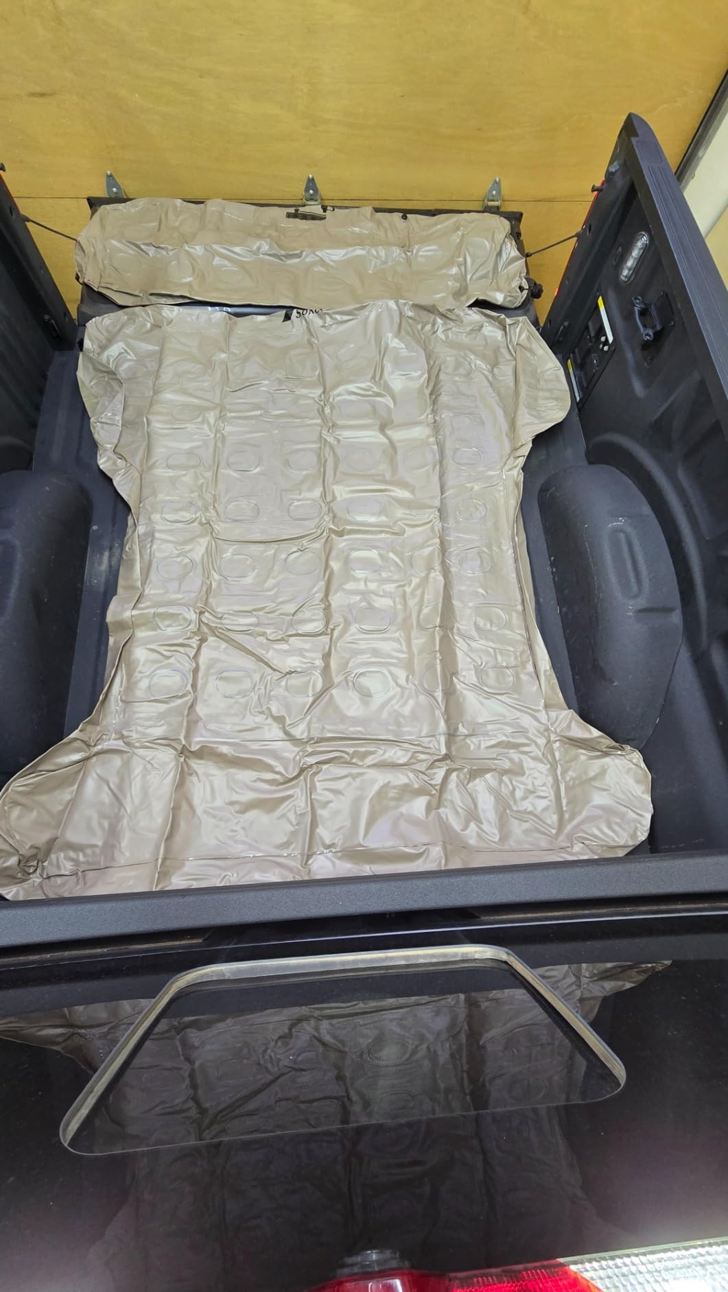 Detachable Tailgate Extendable 5.5-5.8ft Truck Bed Air Mattress - Heavy-Duty Inflatable Truck Bed Mattress with Car Pump, Extra Large Carry Bag, Leak-Resistant for Outdoor Camping & Pickup Trucks customer photo 2