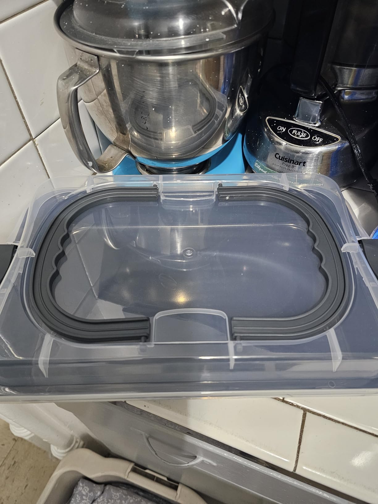 Webake 9x13 Inch Baking Pan with Lid and Handle, Non-Stick Cake Pan 2-Piece Set Rectangle Cake Carrier for Transport & Serve customer photo 1