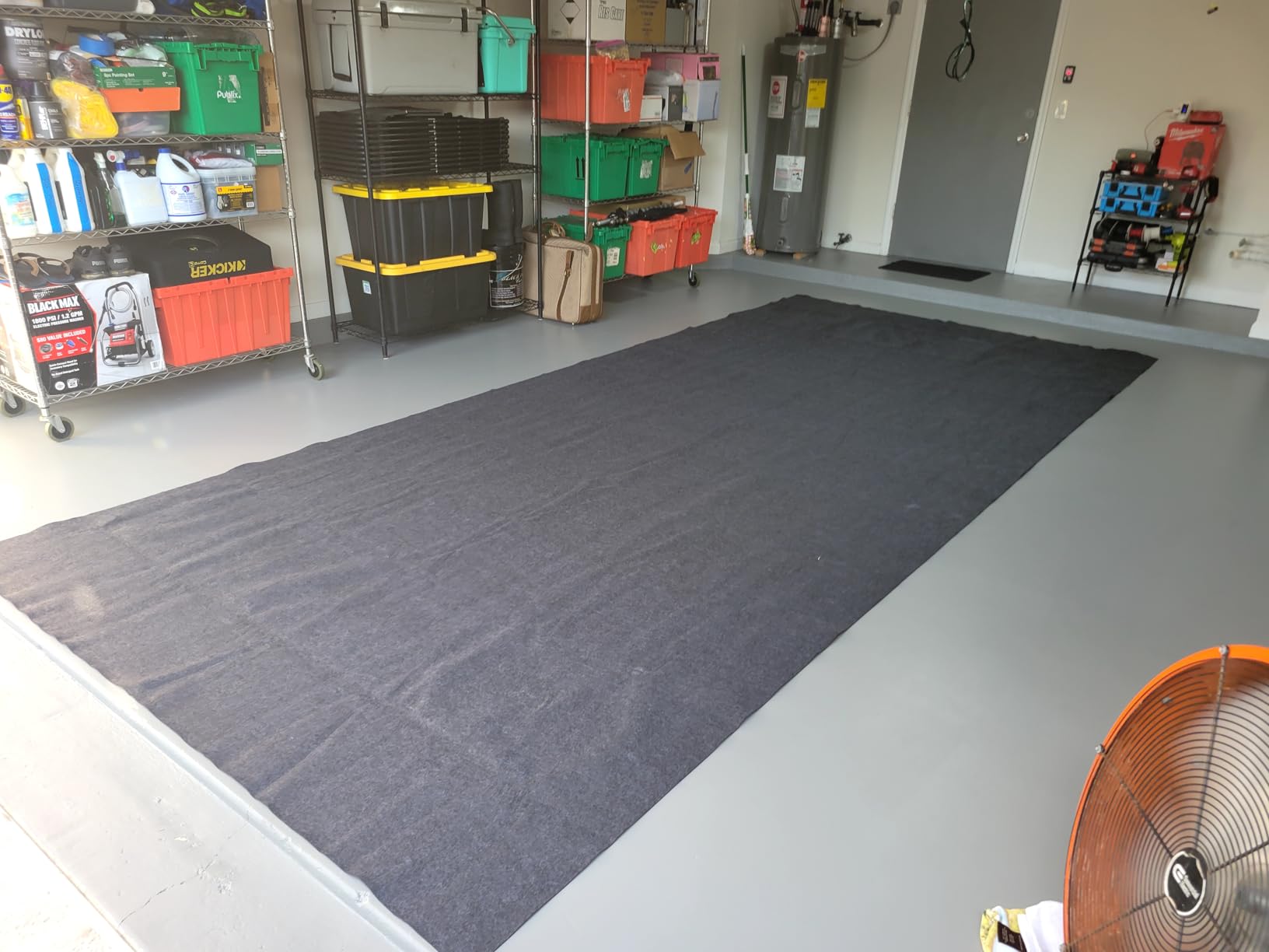 VEVOR Garage Floor Mat, 7.5'x20' Oil Spill Mat Waterproof Protection from Water Snow Rain Mud and Oil for Under Car, Non-Slip Containment Mat with TPE Anti-Leak Backing & Easy Clean & Cuttable customer photo 1
