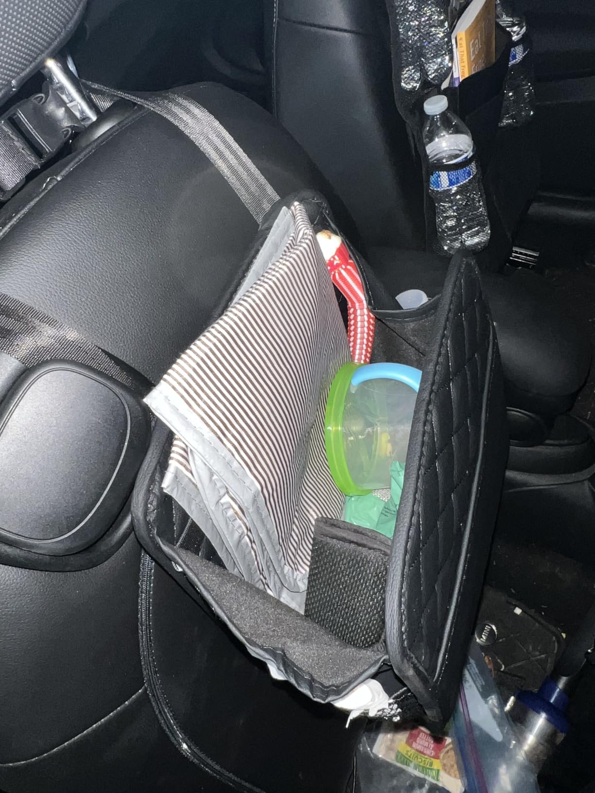Witaxima Upgrade Car Seat Organizer Backseat with Storage Pockets, Multipurpose Car Organizer Hanging, Car Trash Bag Can, Premium PU Leather Garbage Can 2.14 Gallon Large Capacity, Black customer photo 1