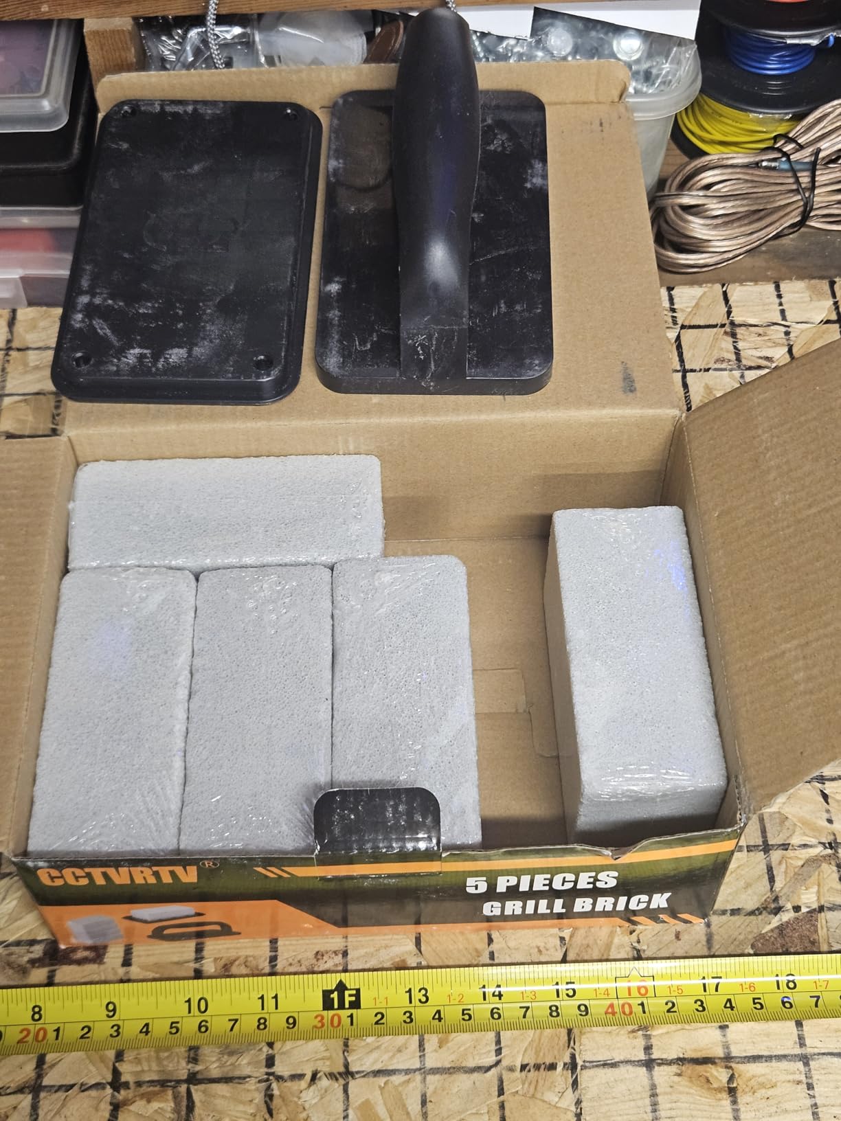Heavy Duty Griddle Cleaning Brick with Handle | Grill Cleaner for Cleaning Flat top, Pumice Griddle Cleaning Stone Removing Stains for BBQ, Swimming Pool, Sink(5 Pack) customer photo 1
