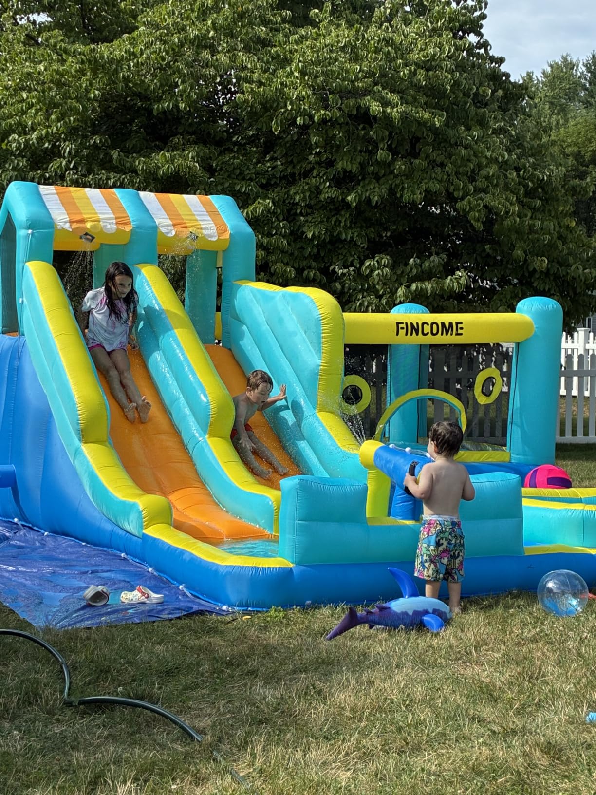 Inflatable Bounce House, 10 in 1 Double Water Slide Bounce House with 750W Blower, Climbing Wall, Jumping, Water Gun, Splash Pool, Basketball Hoop for Kids Indoor Outdoor Backyard customer photo 2