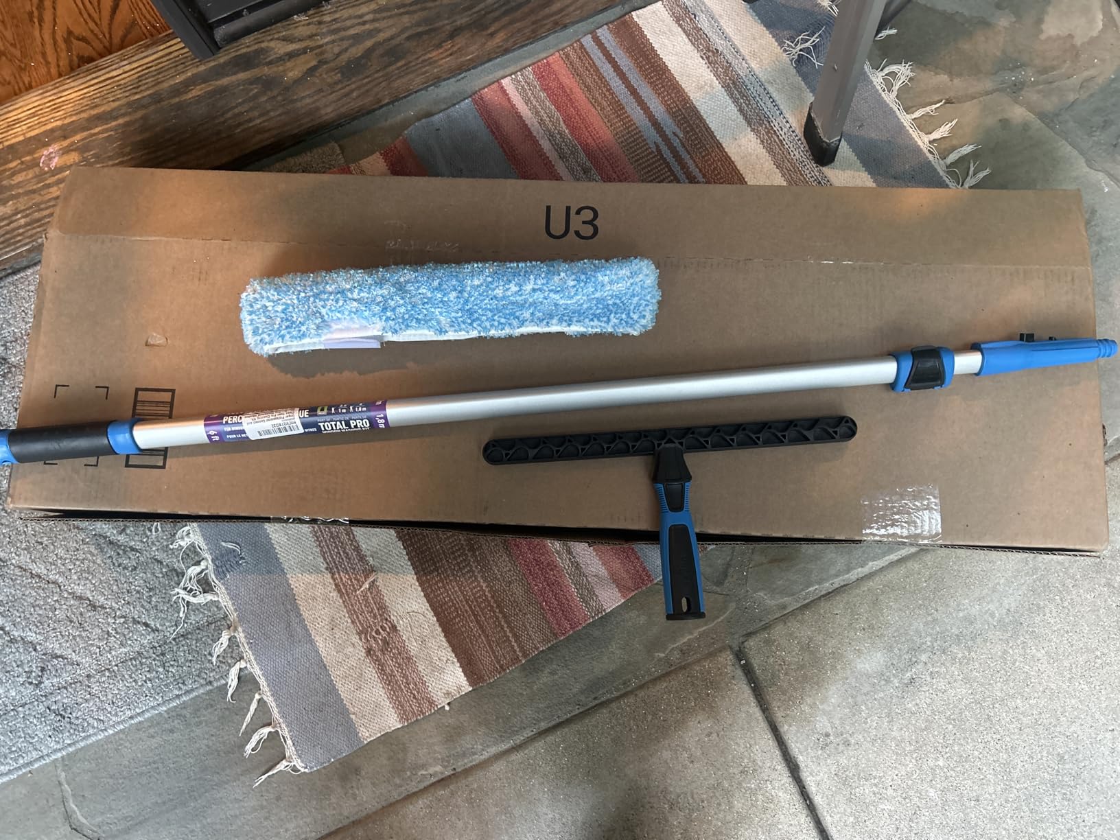 Unger Professional Connect and Clean Total Pro Cleaning Kit, All-in-One Household Window Washing with Streak-Free Results, Includes 12