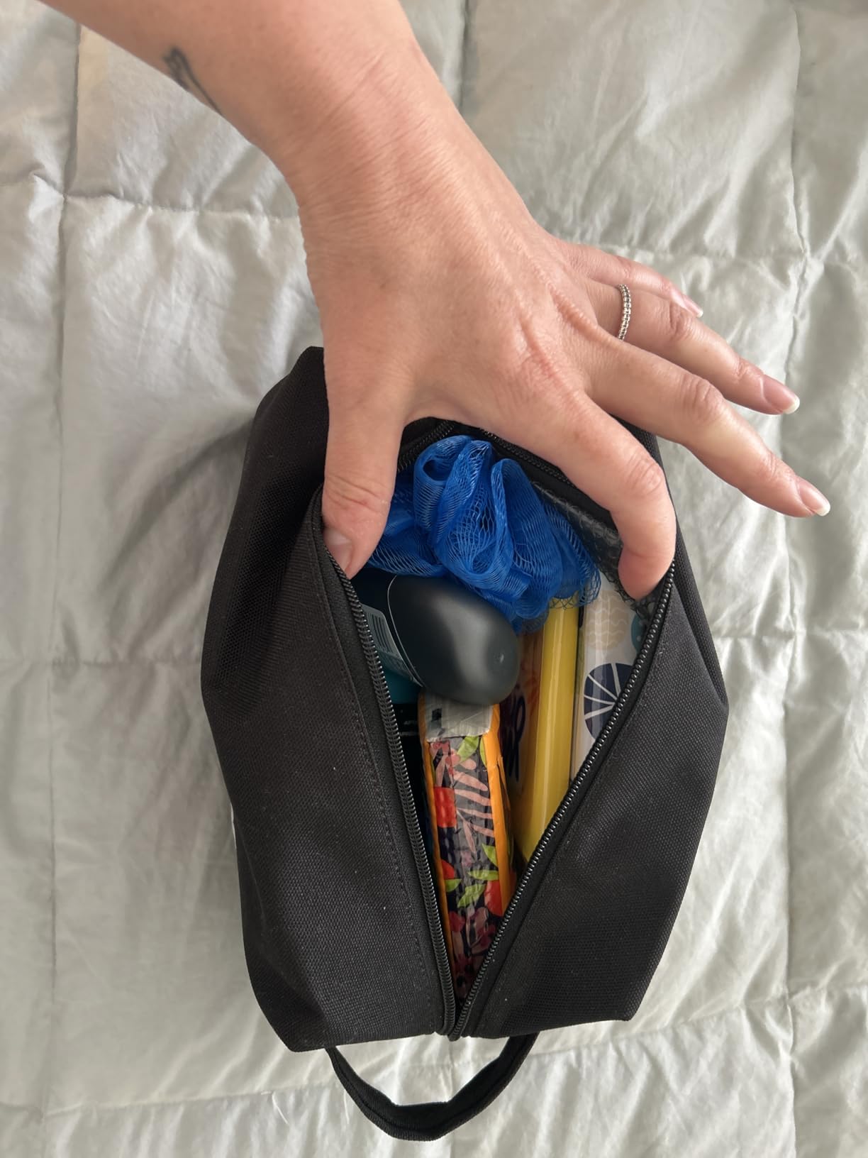 Carhartt Classic Zippered Travel Kit Carhartt Brown, Durable, Organize Essentials with the Water Resistance Toiletry Bag customer photo 2