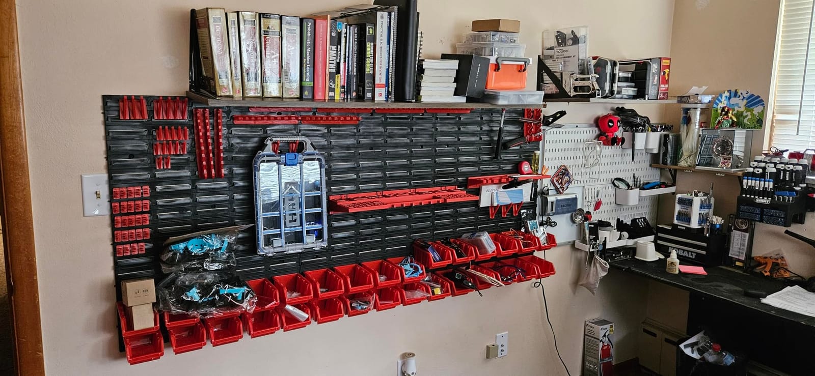 VEVOR Wall Mounted Storage Rack System, 30-Bin Parts Rack Organizer with Wall Panels/Tool Holders/Hooks, Garage Plastic Shop Tool Organizer for Nuts, Bolts, Screws, Nails, Beads, Buttons customer photo 1