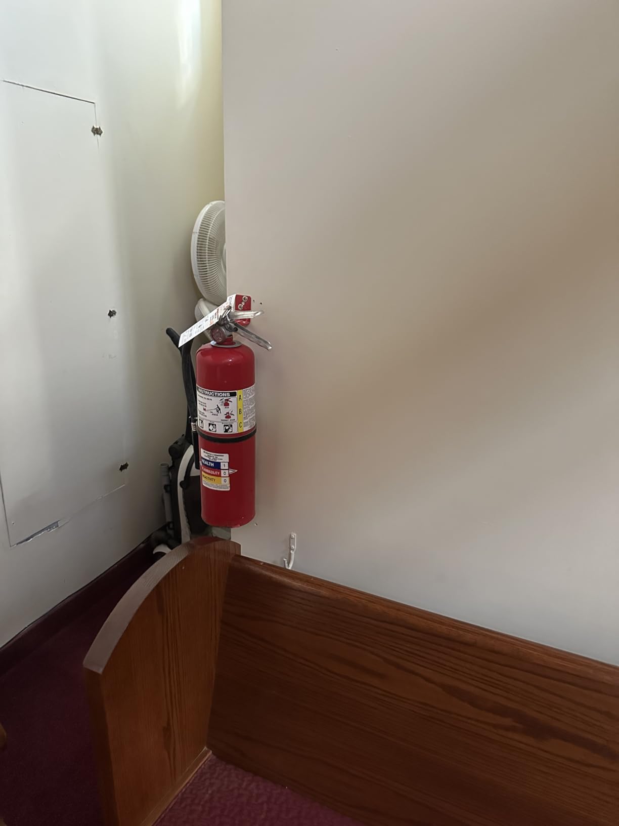 Universal Fire Extinguisher Bracket, Fire Extinguisher Mounts & Brackets (L Hook - 2 Pack) customer photo 1