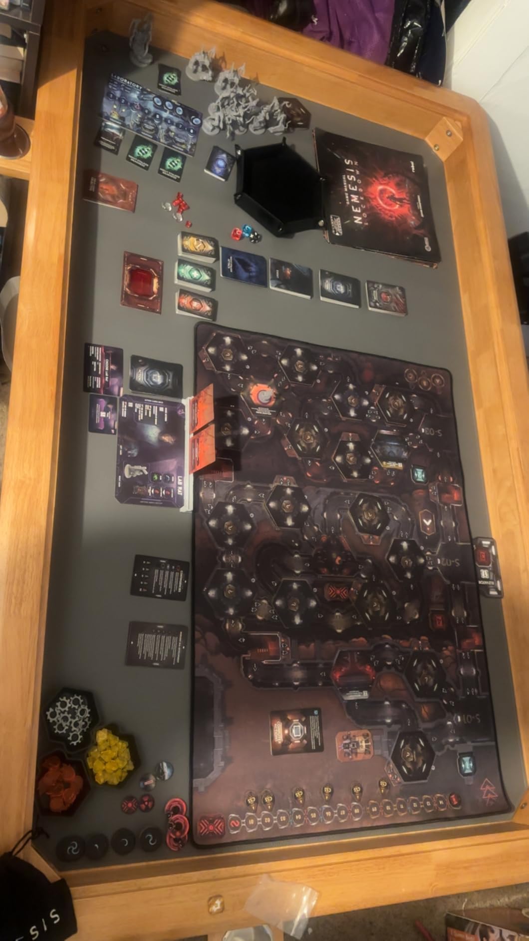 Board Game Table with Removable Table Top, Seats 4 to 6 Players with 57in x 33in Play Area, Includes Play Mat, Detachable Cup Holders and Dice Trays, Minimal Assembly Required customer photo 2