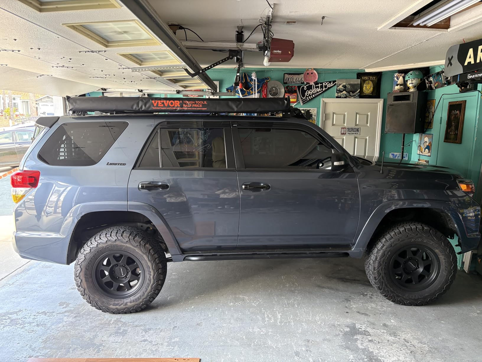 VEVOR Vehicle Awning 6.6'x8.2' Roof Rack Pull-Out Sun Shade UV50+ PU3000mm, Retractable Weatherproof 4x4 Side Awning for SUV Outdoor Camping & Overland (Hardware Included), w/Waterproof Storage Bag customer photo 1